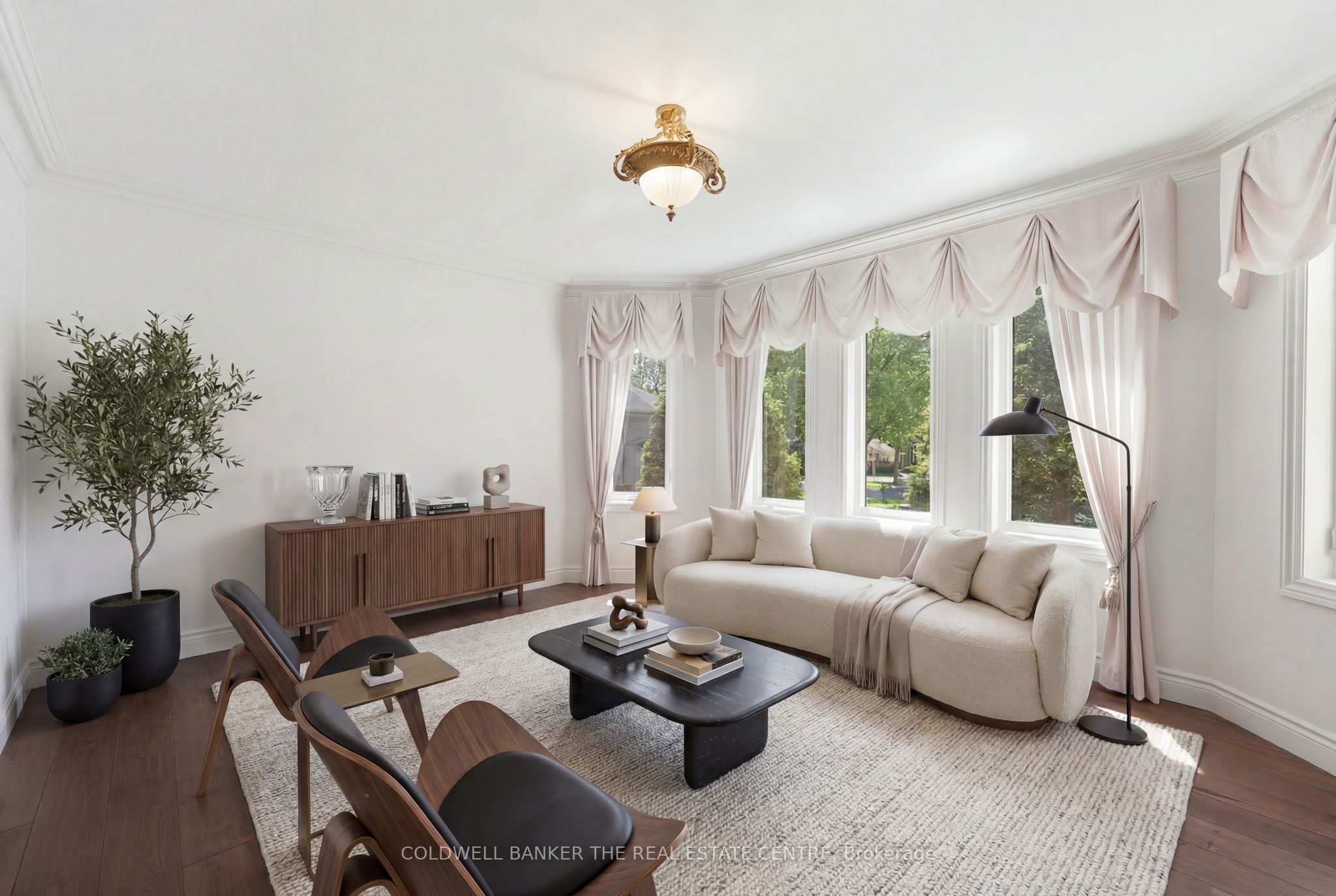 49 Falling Leaf Court Property Photo 11