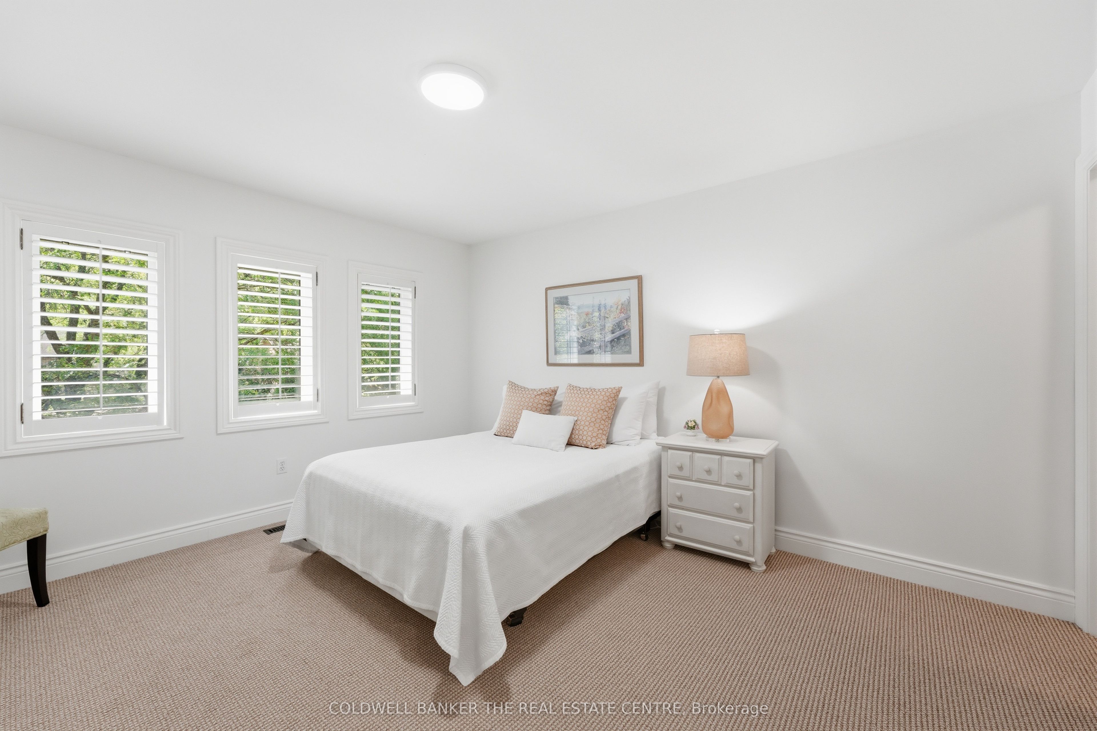49 Falling Leaf Court Property Photo 31