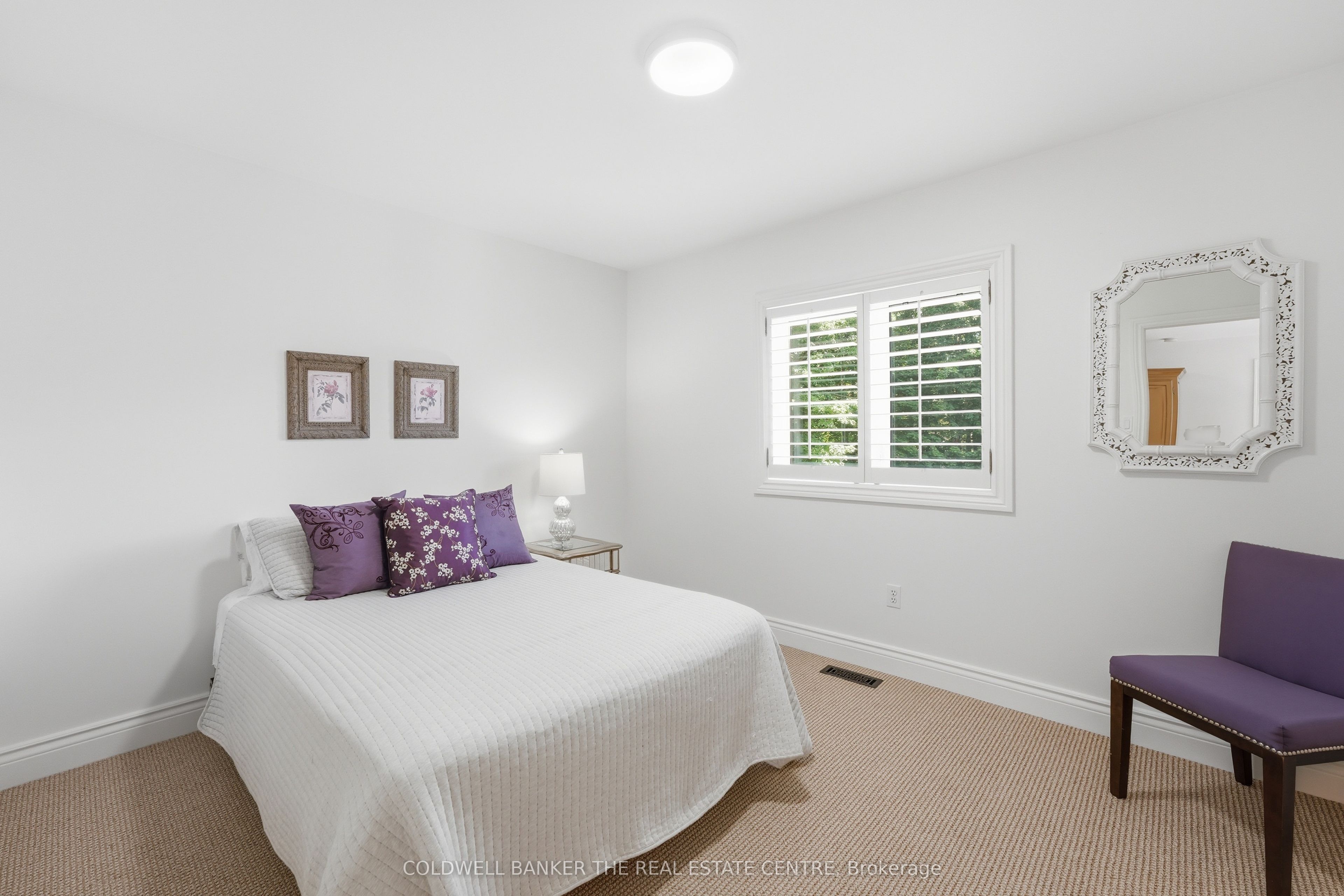 49 Falling Leaf Court Property Photo 32