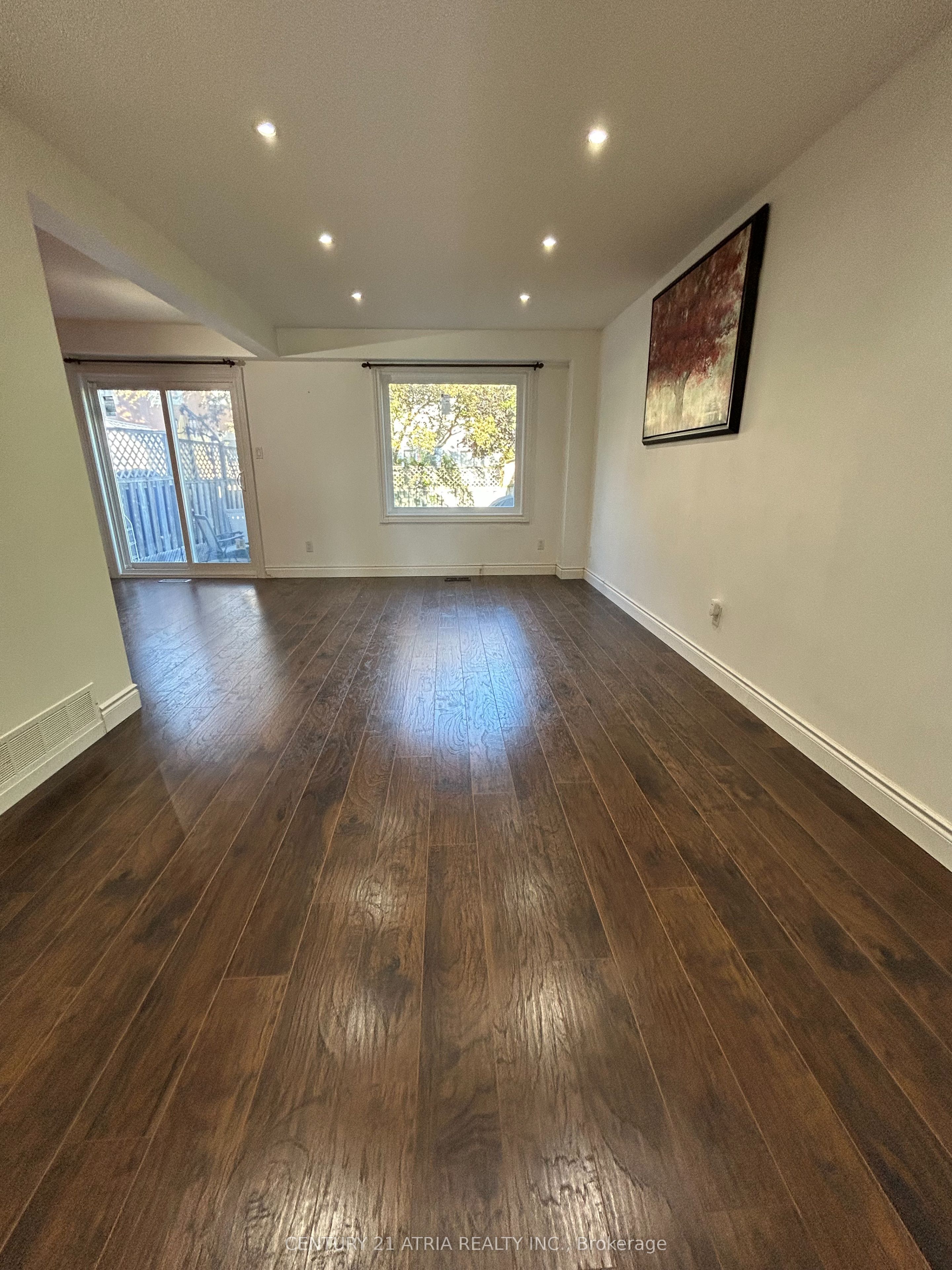87 Avenue Road Property Photo 8