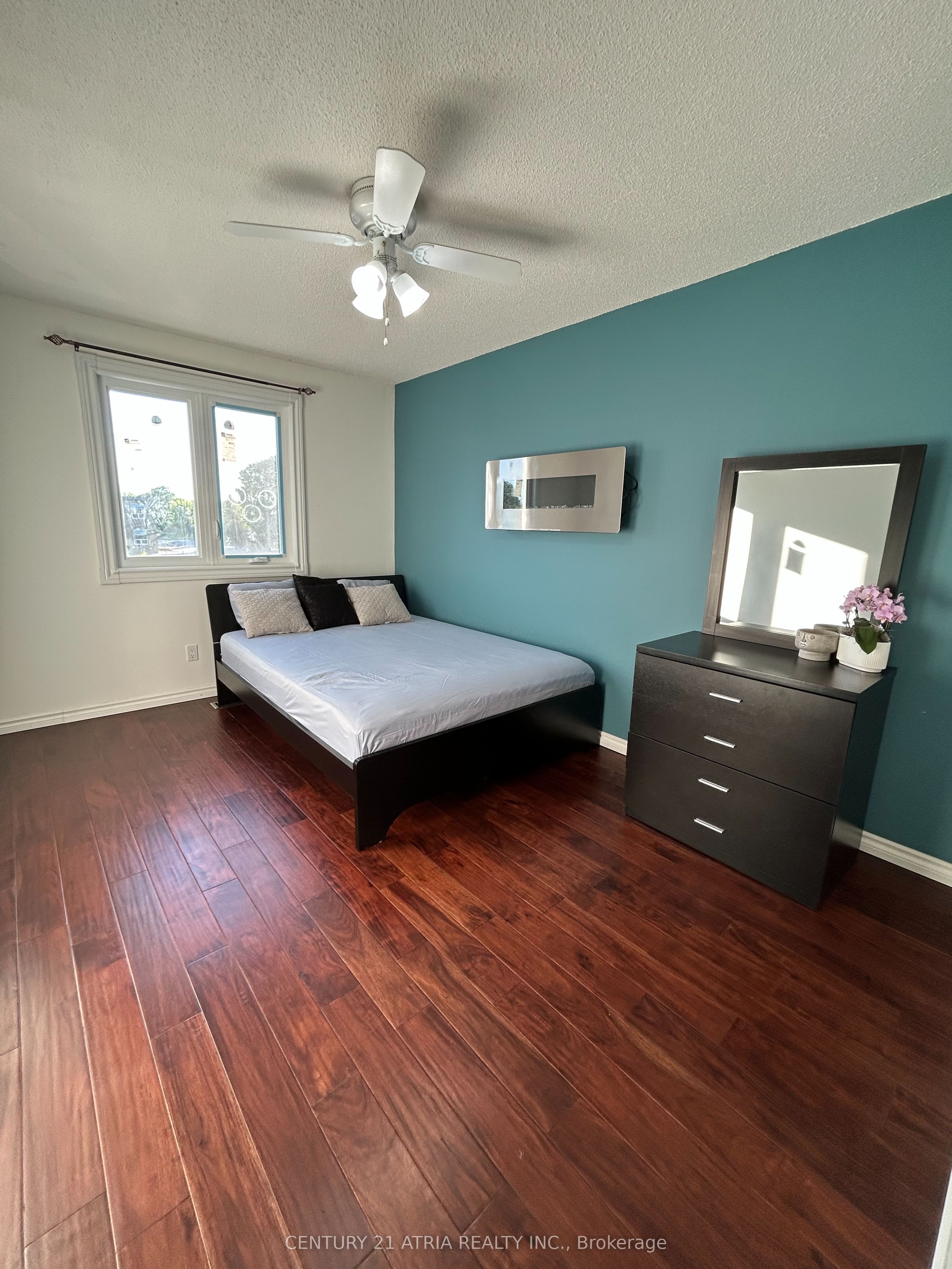 87 Avenue Road Property Photo 24