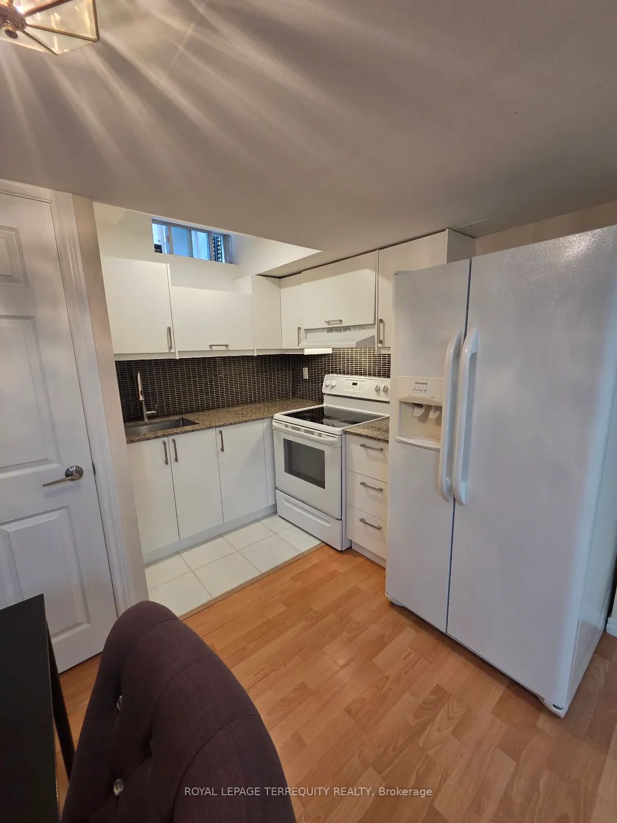 16 Royal Chapin Crescent Bsmt Property Photo 12