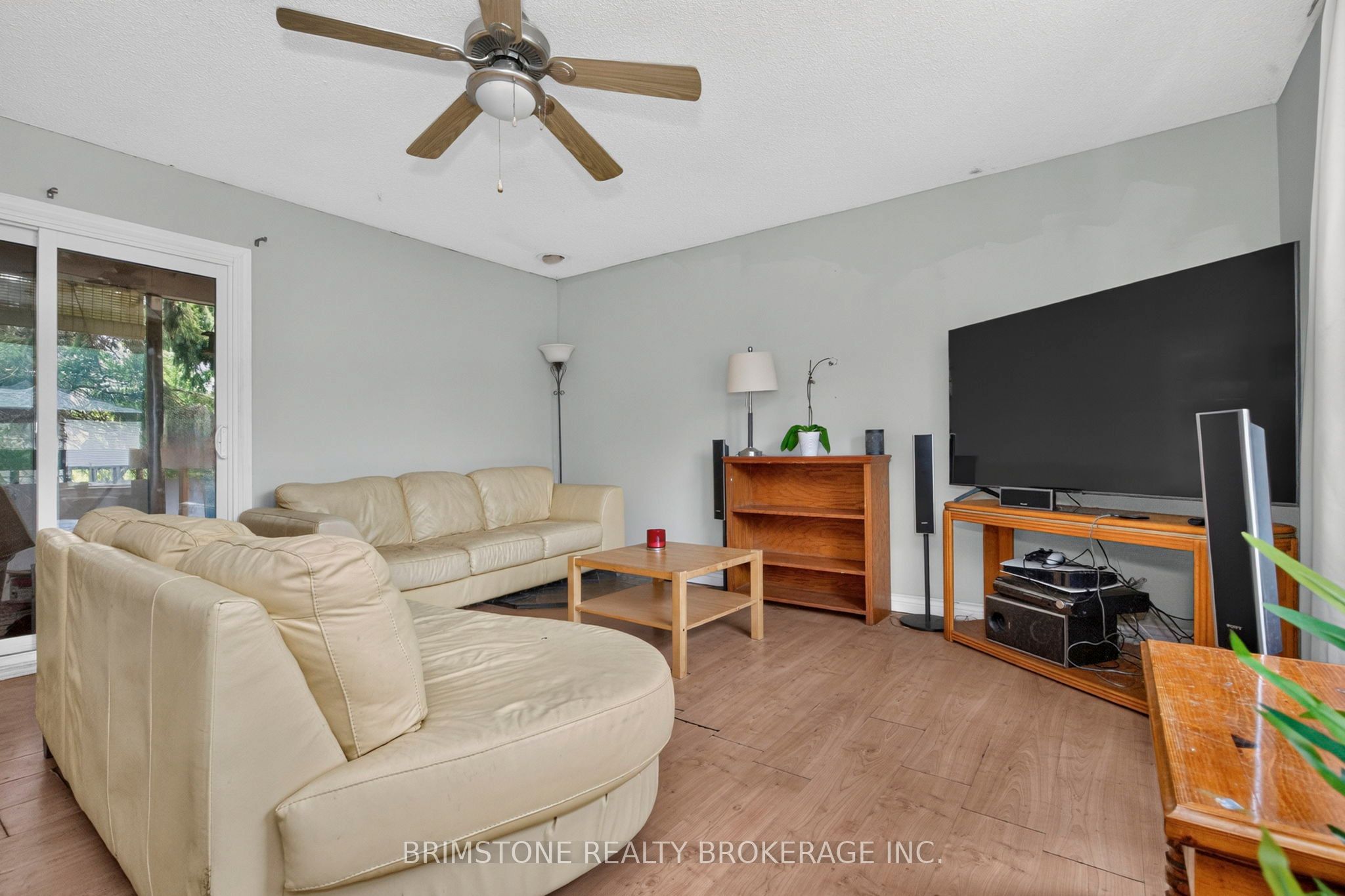 2693 25th Side Road Property Photo 11