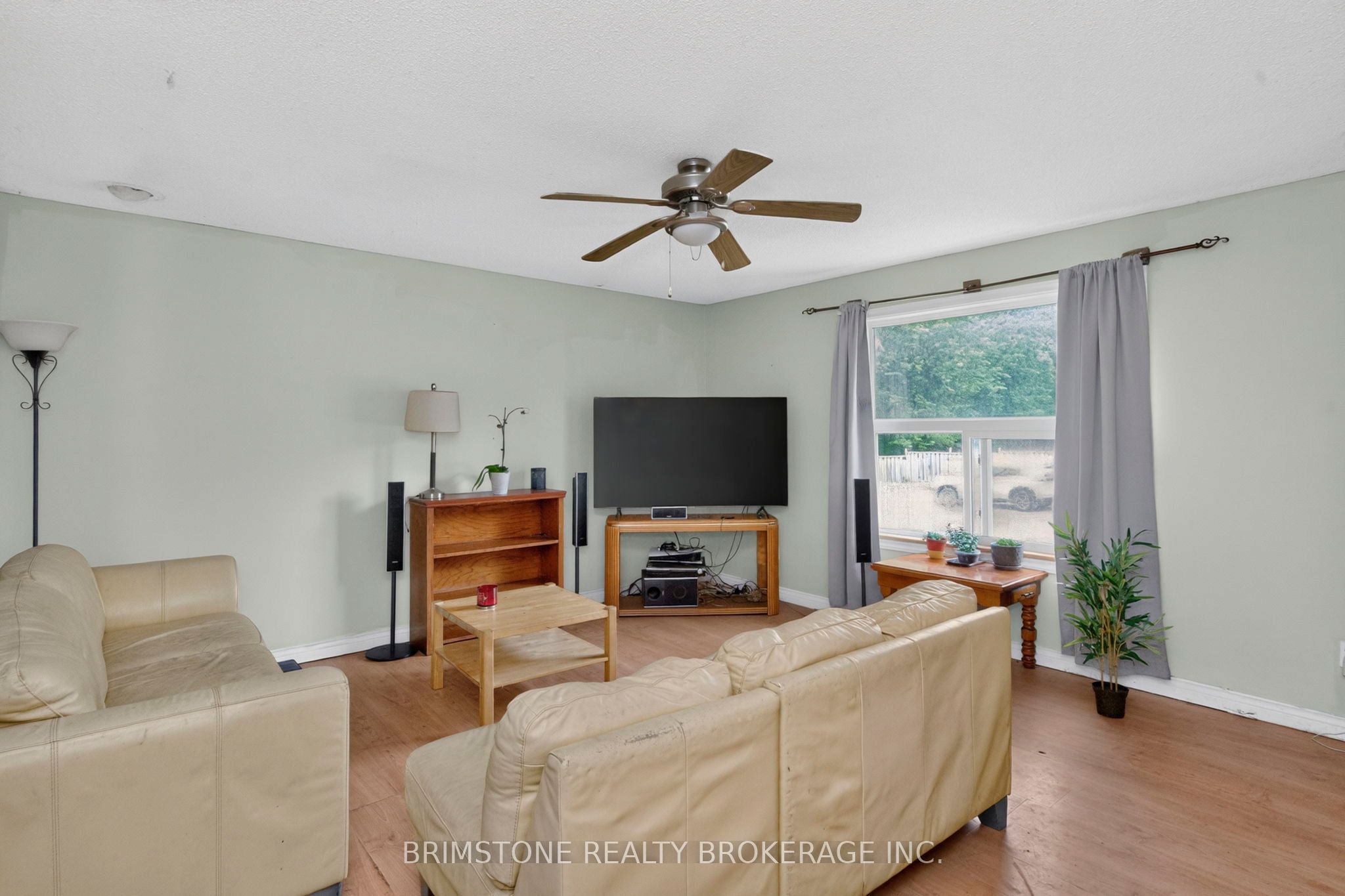 2693 25th Side Road Property Photo 13
