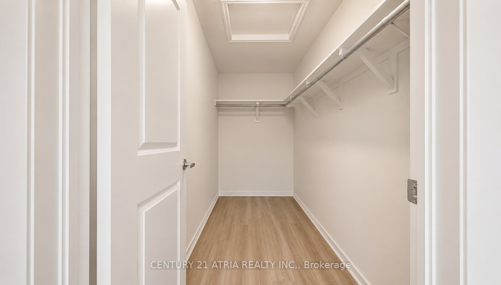 2950 Murphy Place Property Photo 20