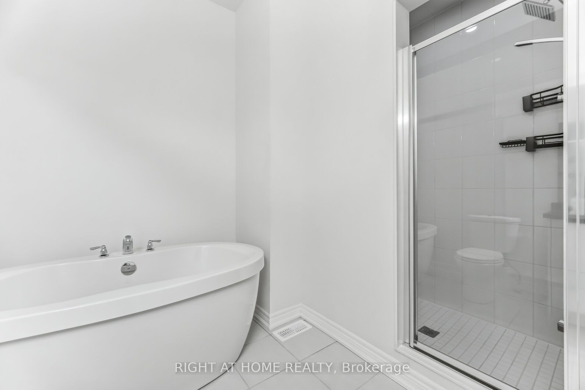 77 Singhampton Road Property Photo 20