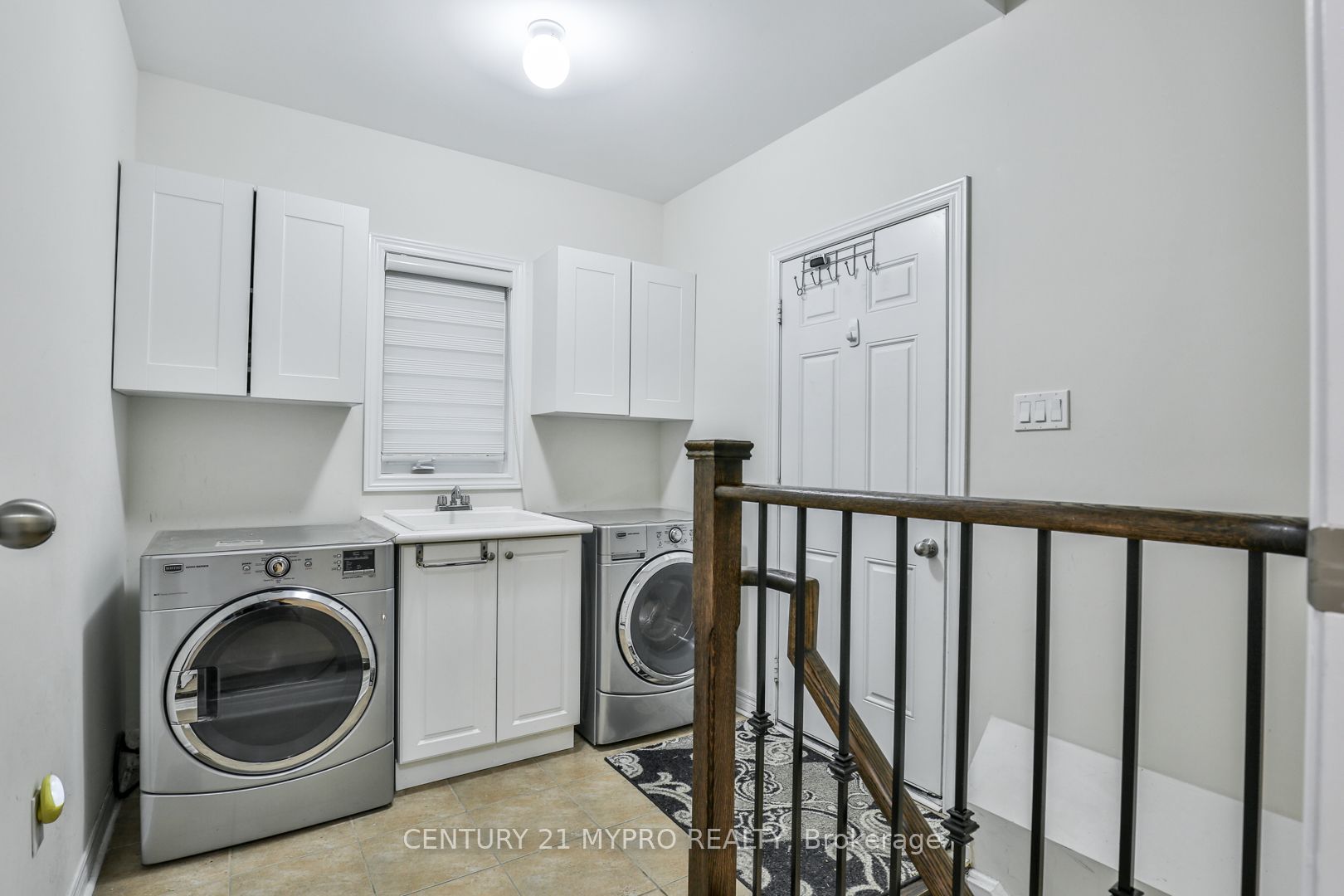 431 Woodspring Avenue E Property Photo 24