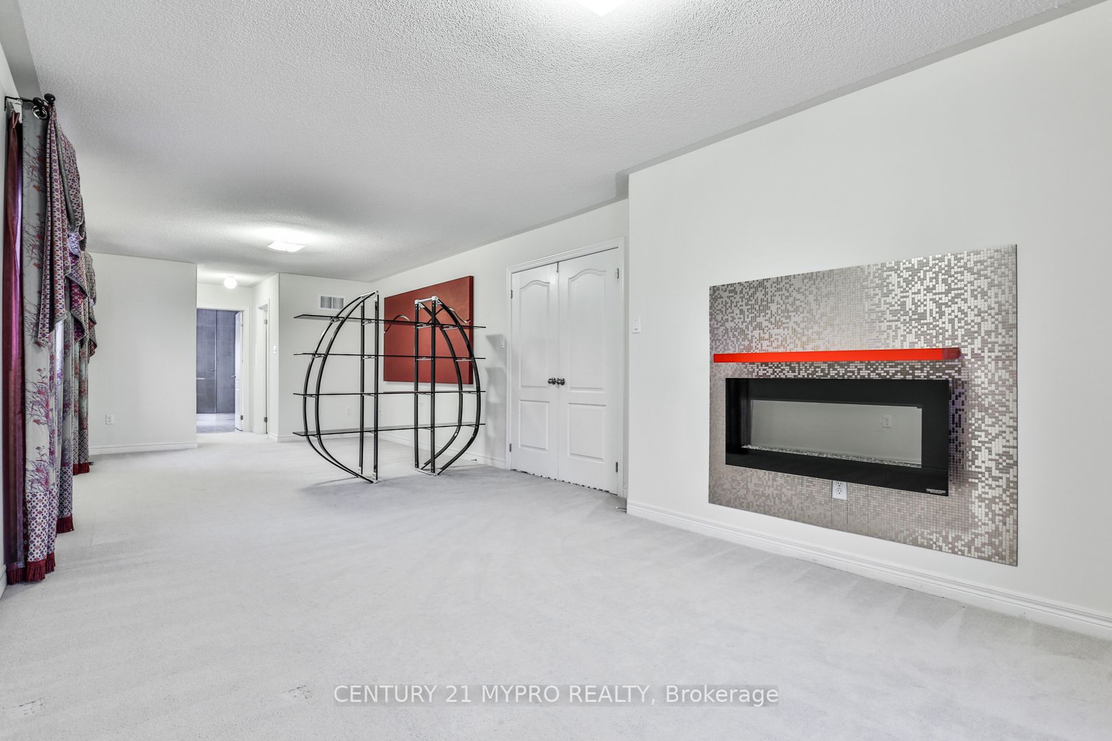 431 Woodspring Avenue E Property Photo 26