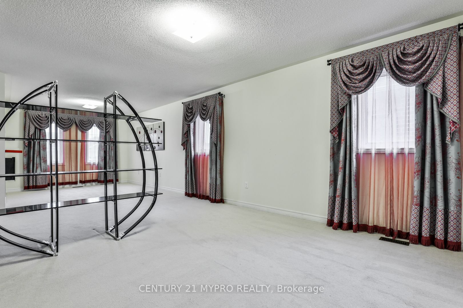 431 Woodspring Avenue E Property Photo 28