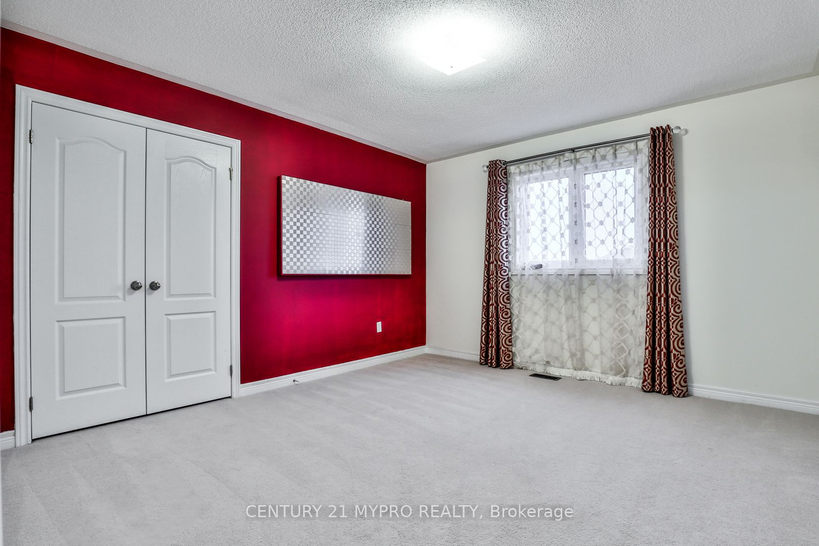 431 Woodspring Avenue E Property Photo 34