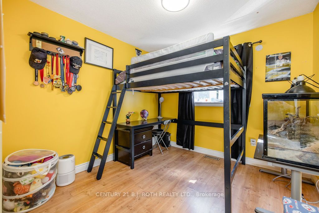 1844 Oakwood Road Property Photo 22