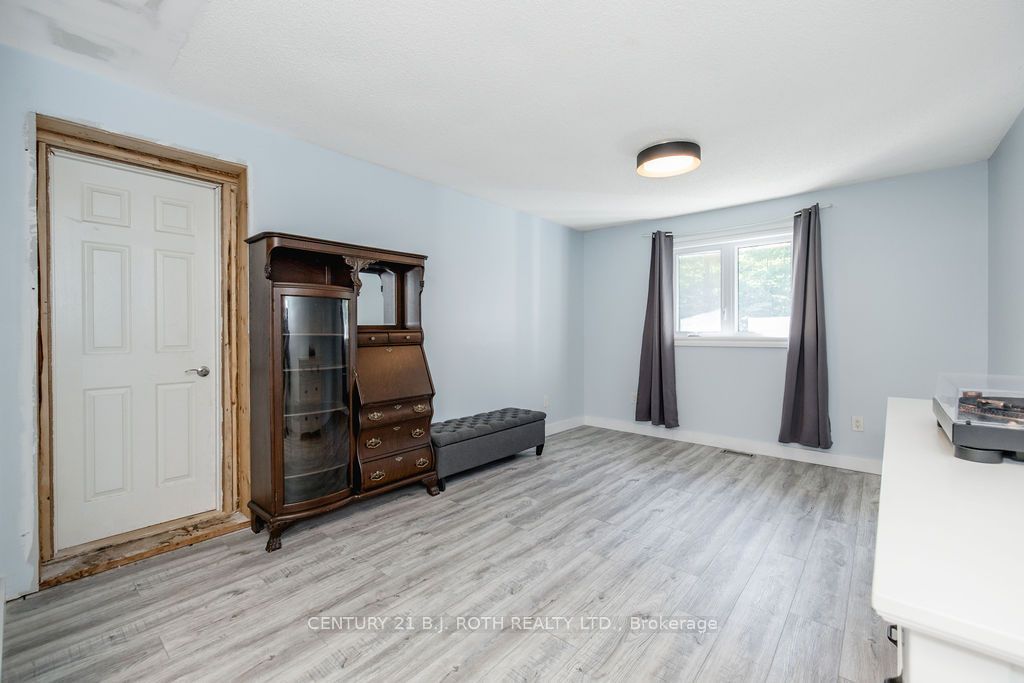 1844 Oakwood Road Property Photo 25
