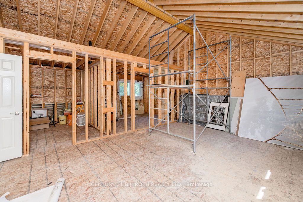 1844 Oakwood Road Property Photo 28
