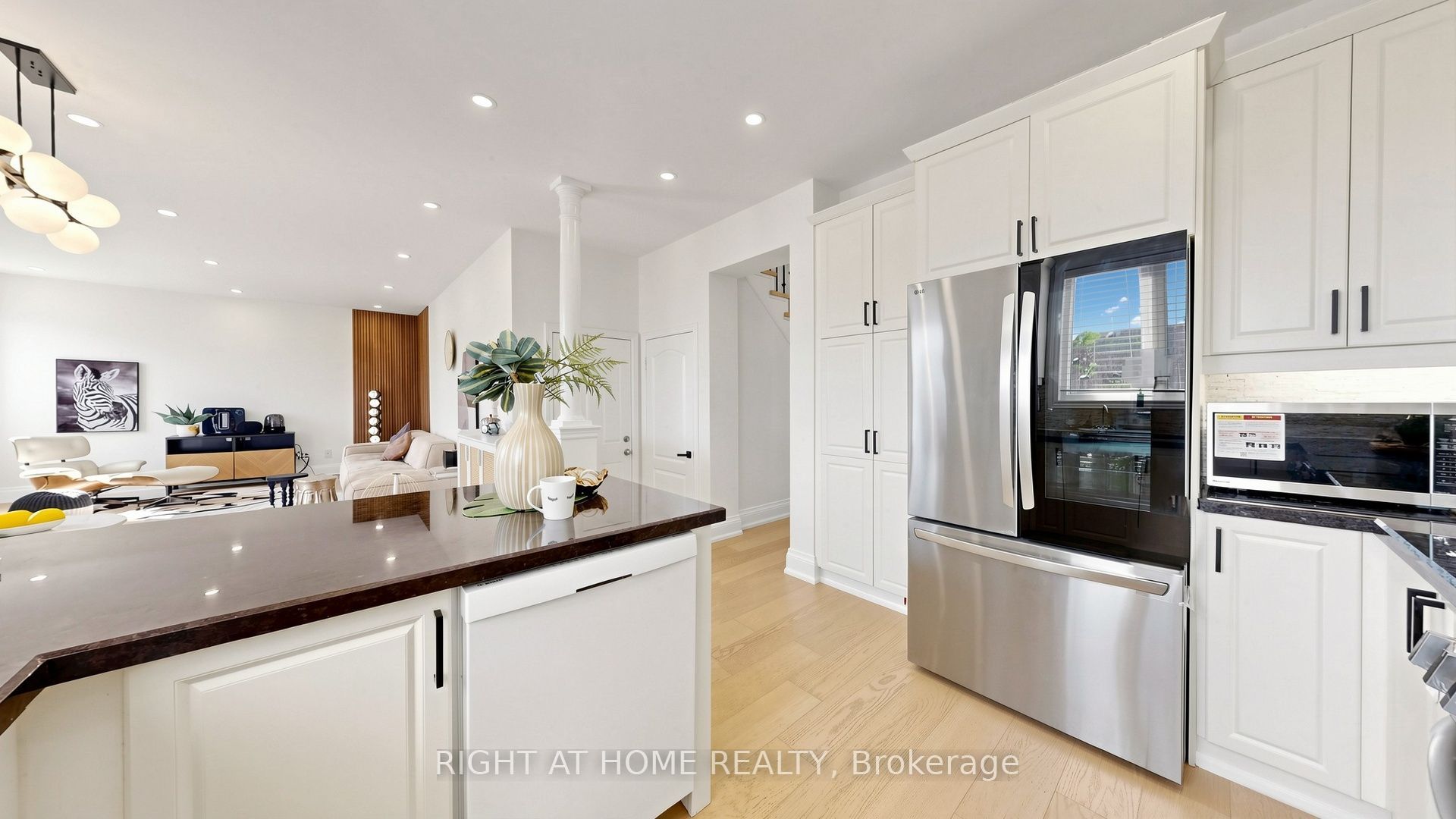 19 Heaney Court Property Photo 17