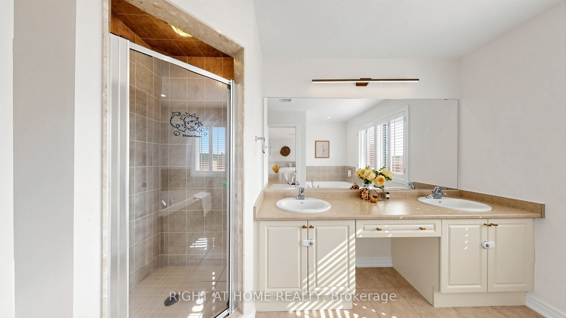 19 Heaney Court Property Photo 29