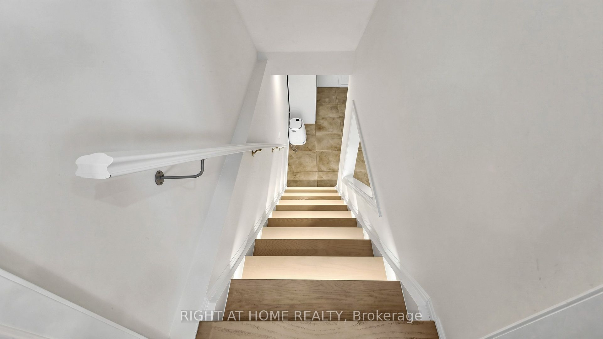 19 Heaney Court Property Photo 37