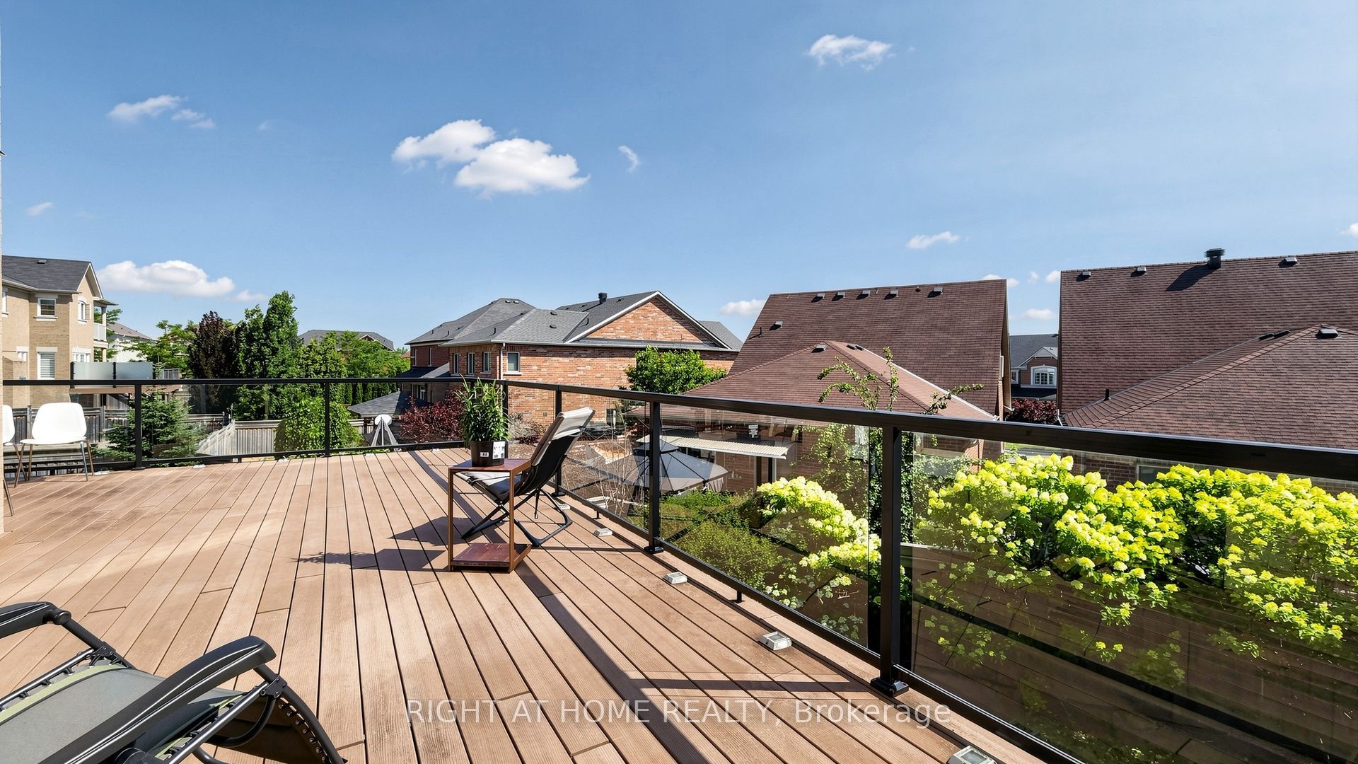 19 Heaney Court Property Photo 44