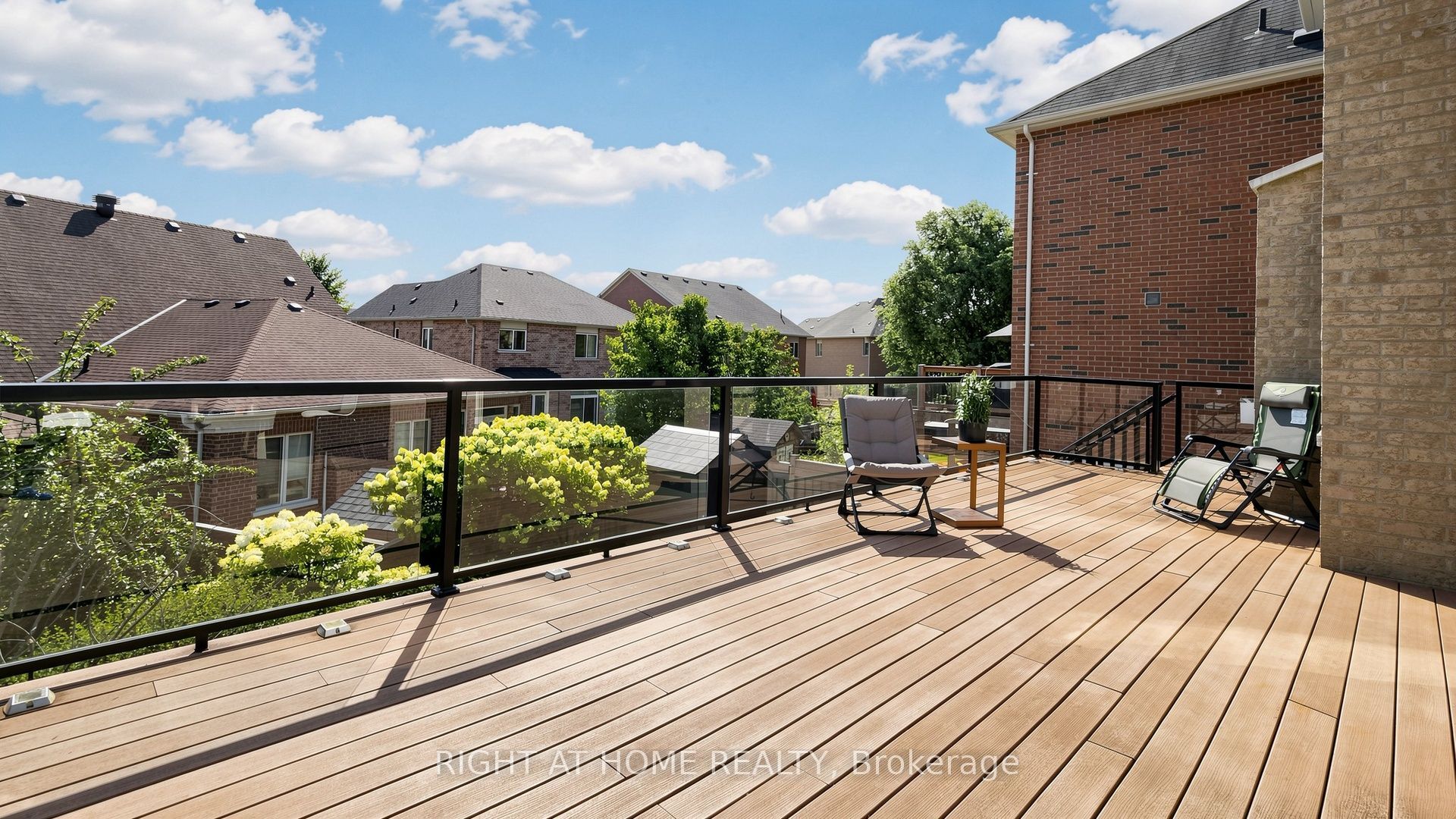 19 Heaney Court Property Photo 45