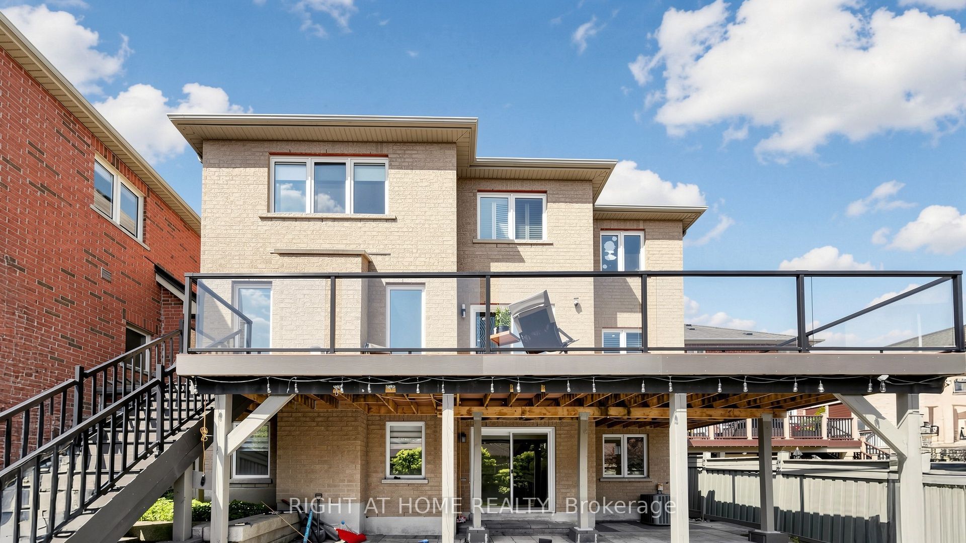 19 Heaney Court Property Photo 46