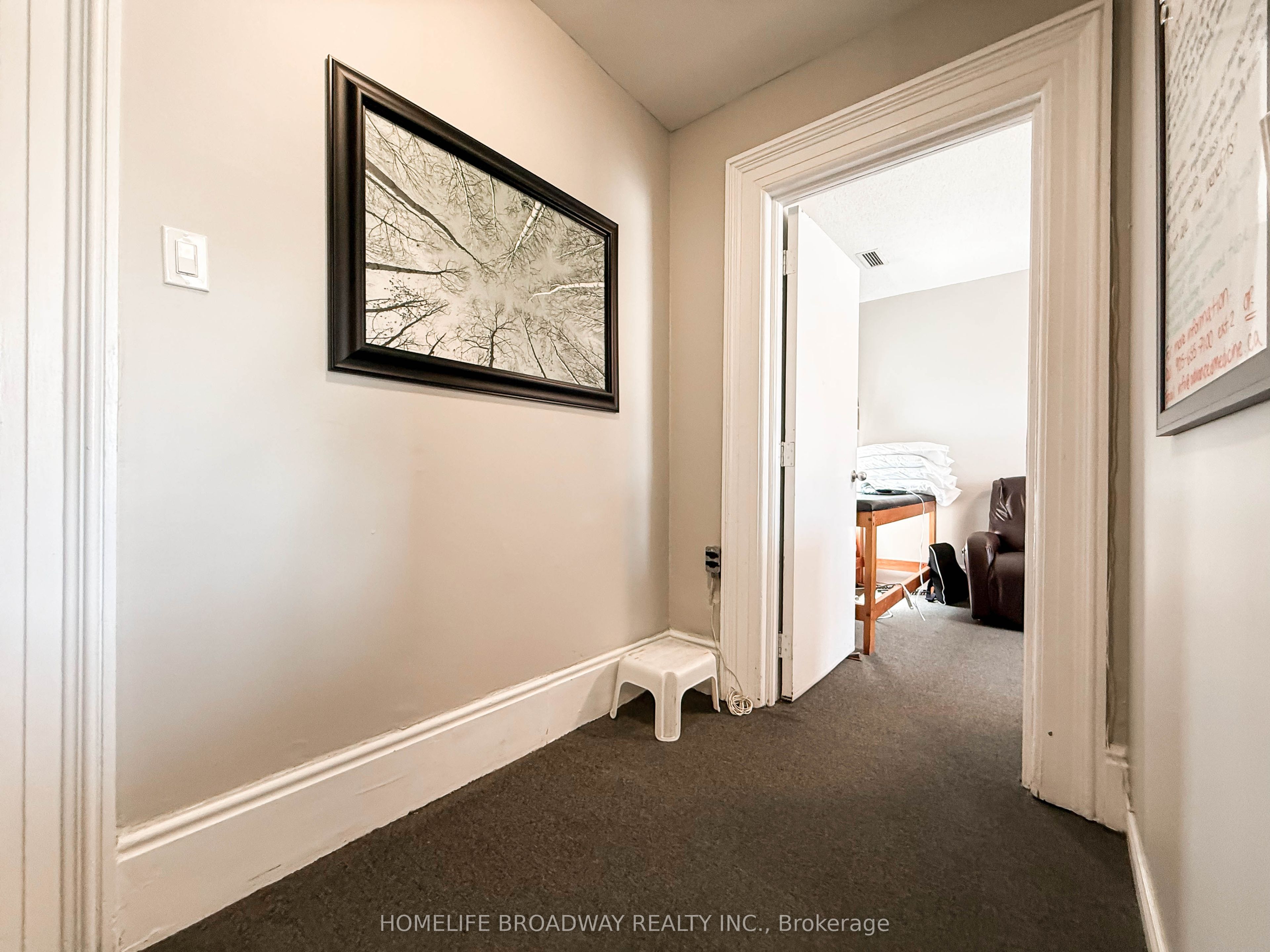 12 Main Street N Property Photo 25