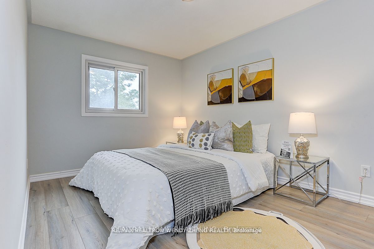 12 Woolen Mill Road Main Property Photo 23