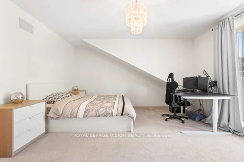 360 William Graham Drive Property Photo 17
