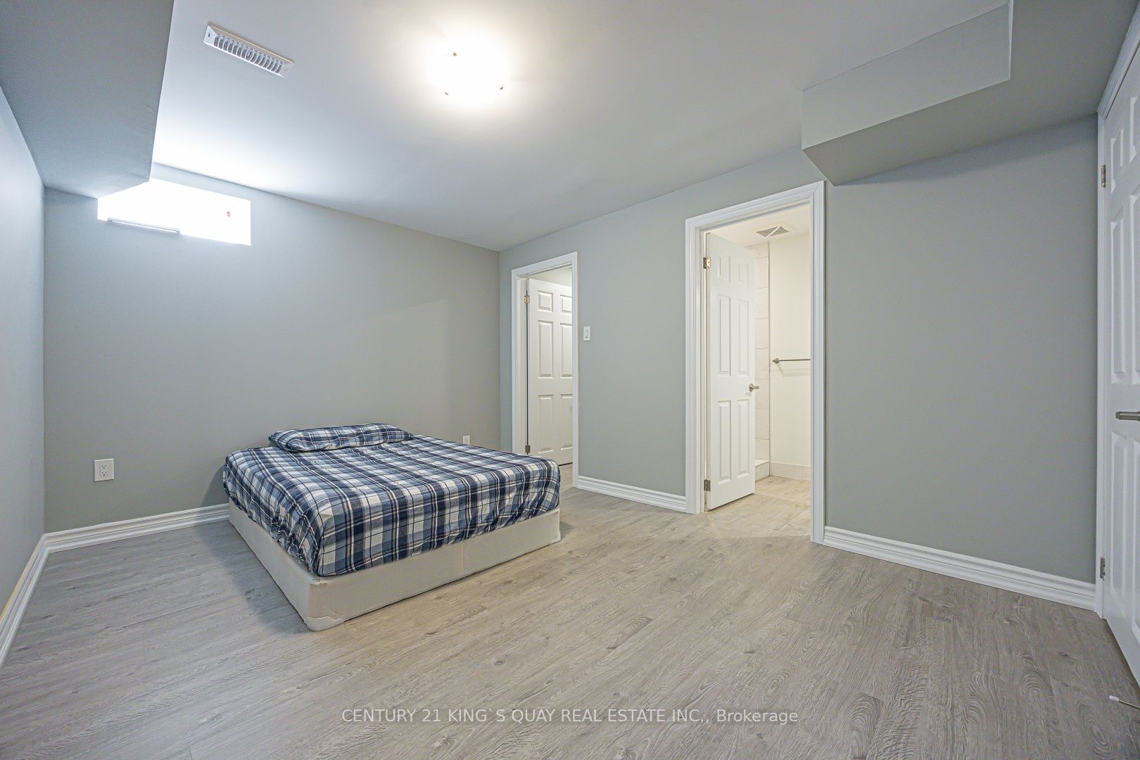 1 Bloom Street Property Photo 25
