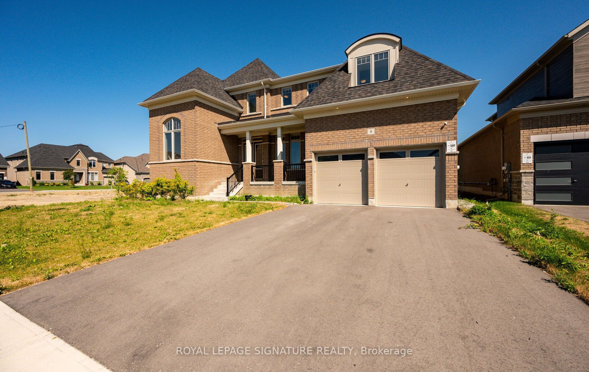 8 Mayflower Gardens Property Photo 2