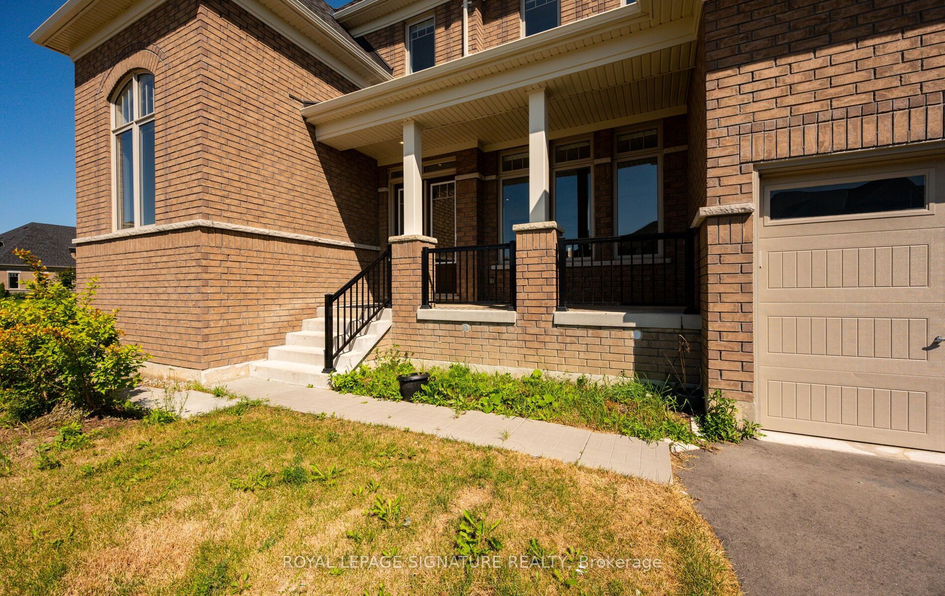8 Mayflower Gardens Property Photo 6