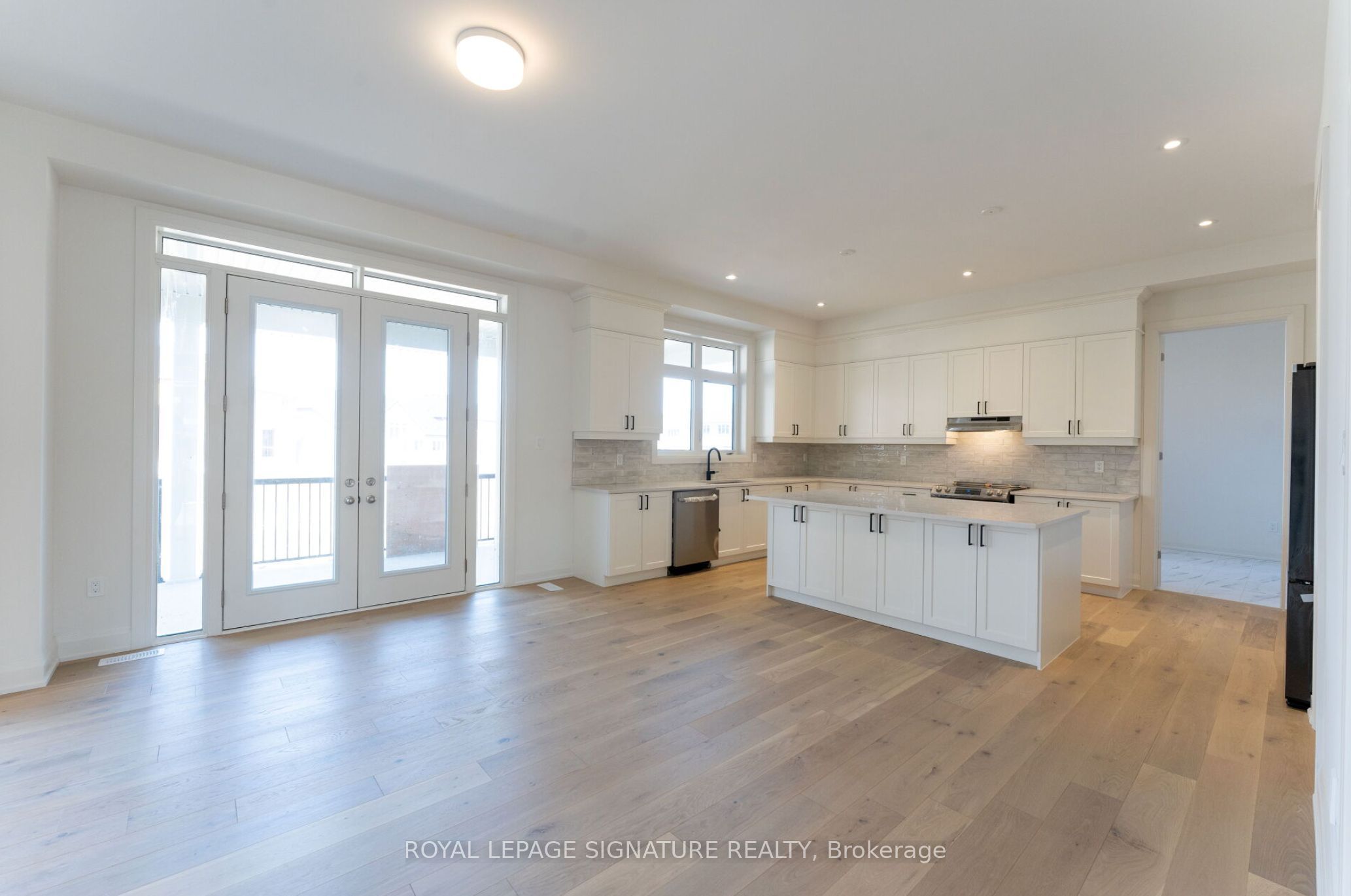 8 Mayflower Gardens Property Photo 13