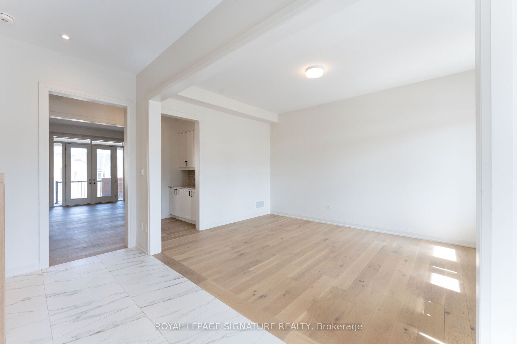 8 Mayflower Gardens Property Photo 14