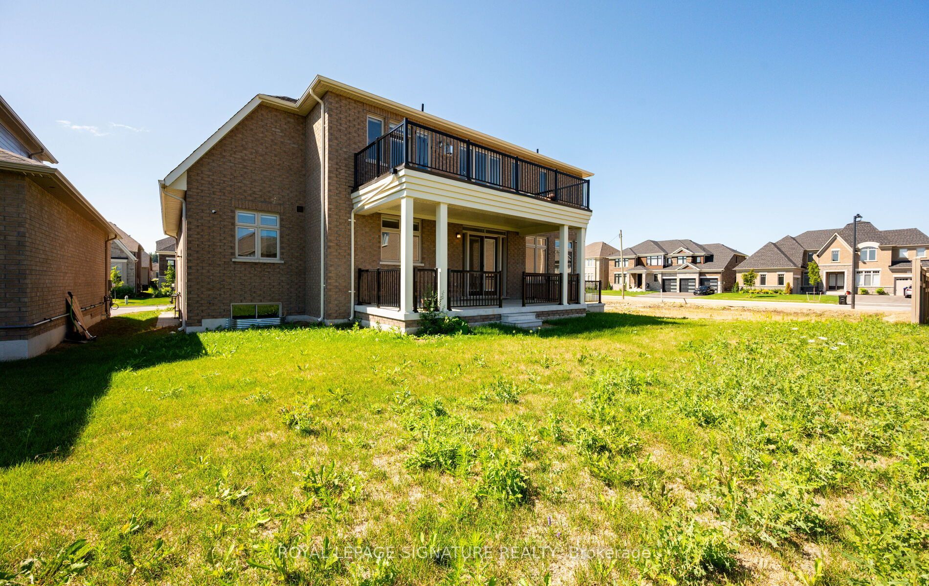 8 Mayflower Gardens Property Photo 45