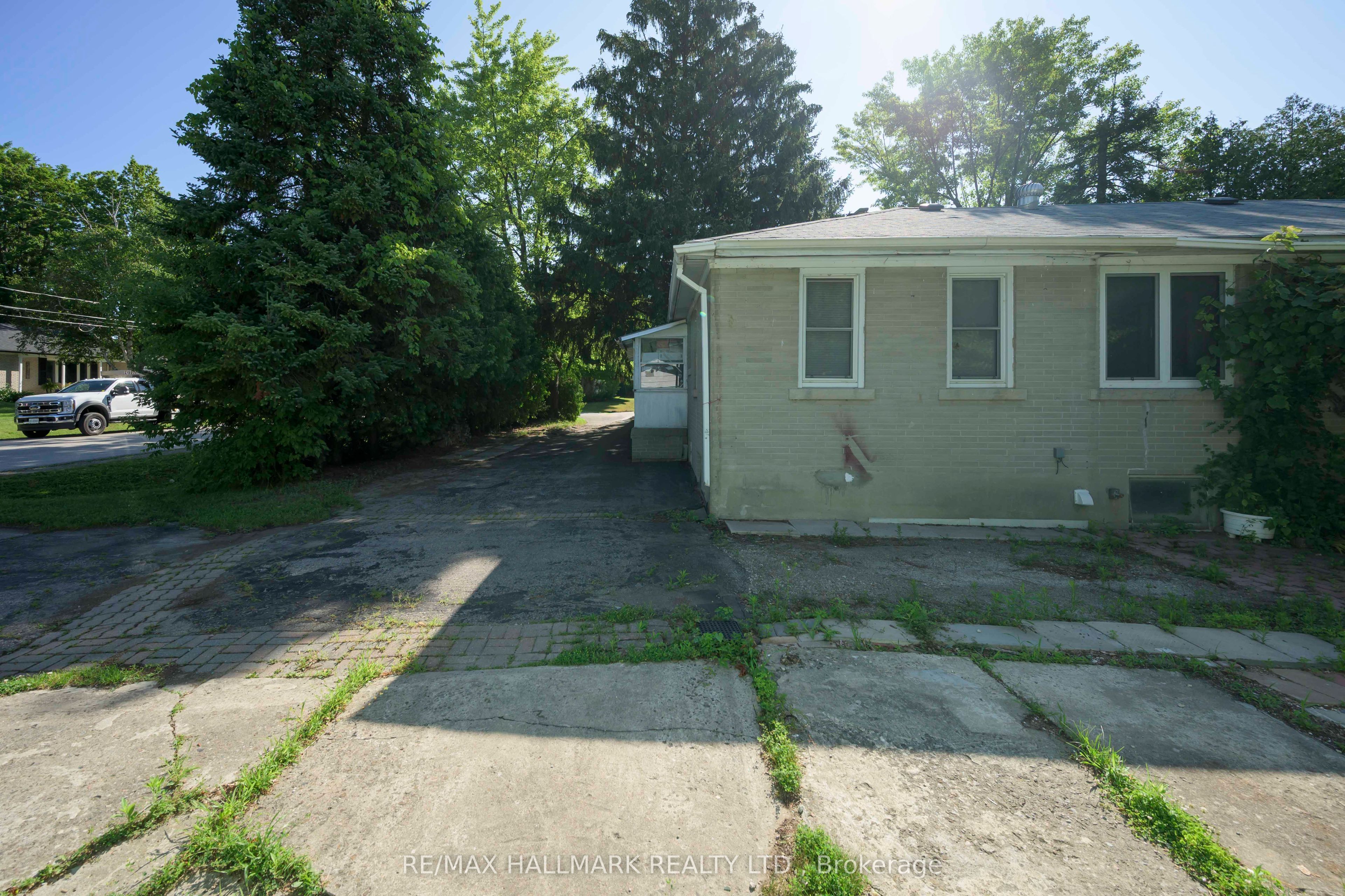4 Crestview Road Property Photo 20