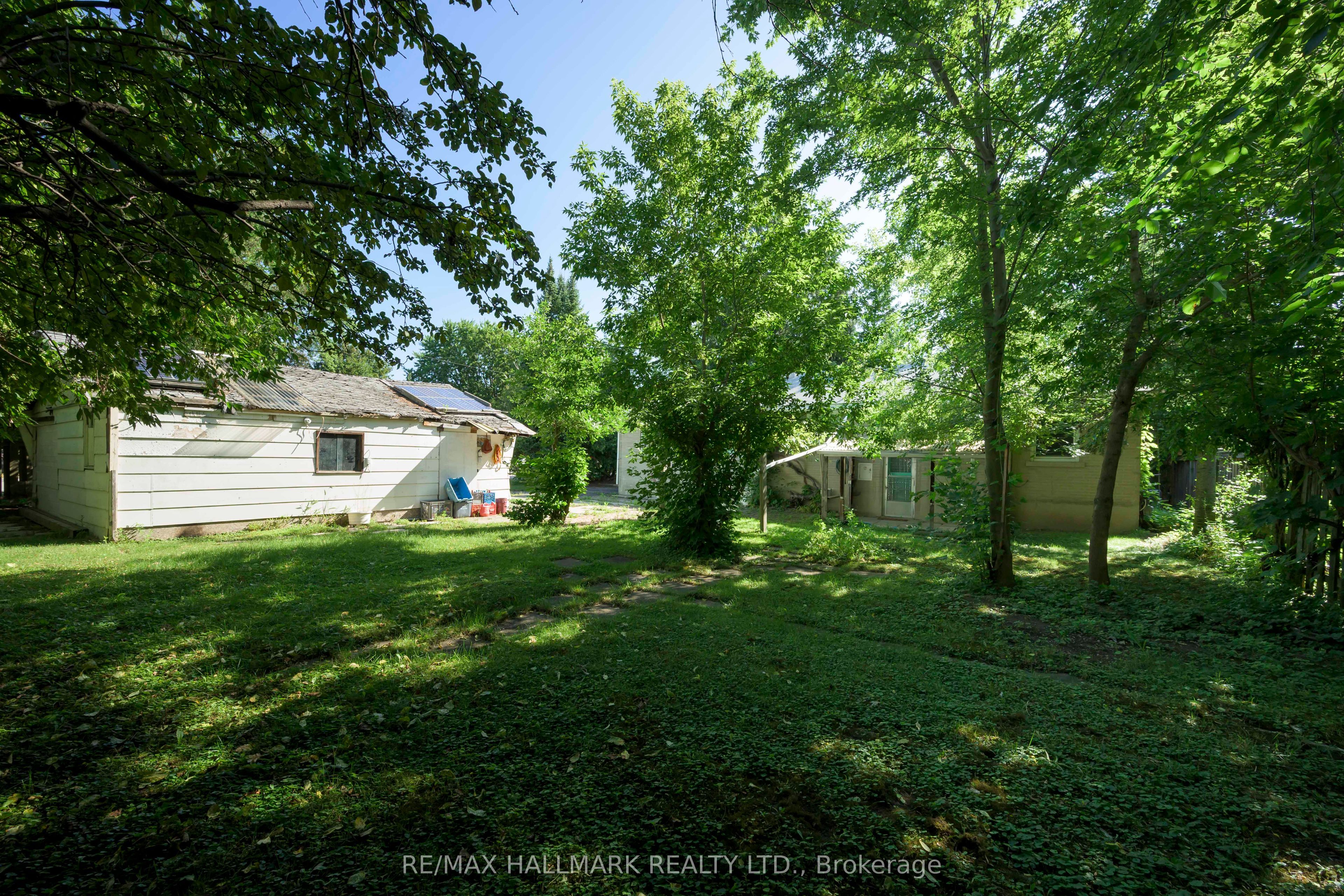 4 Crestview Road Property Photo 21