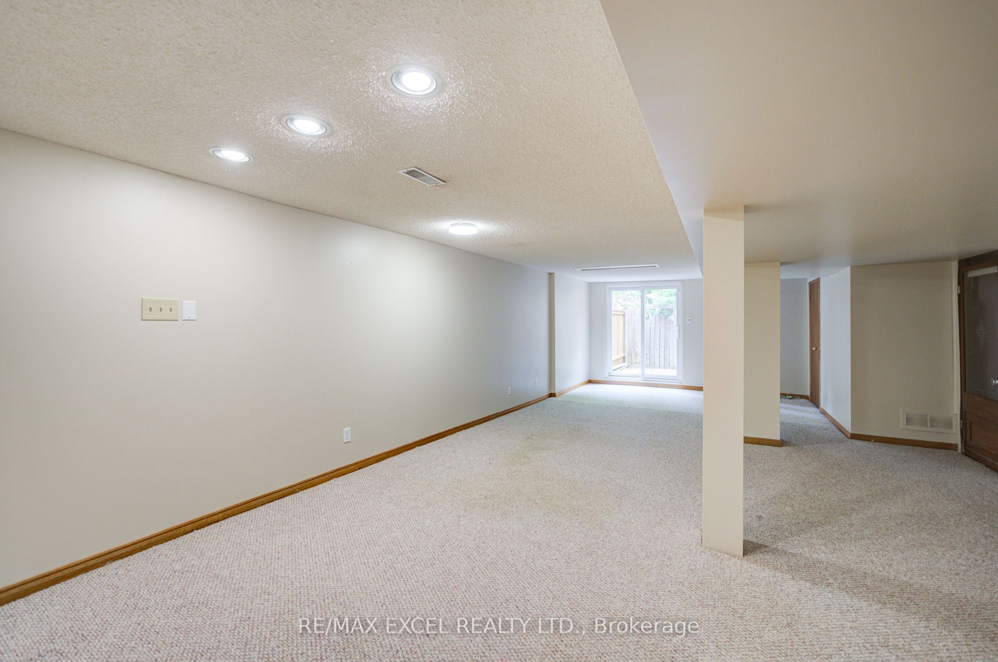 563 Tara Hill Circle Property Photo 37