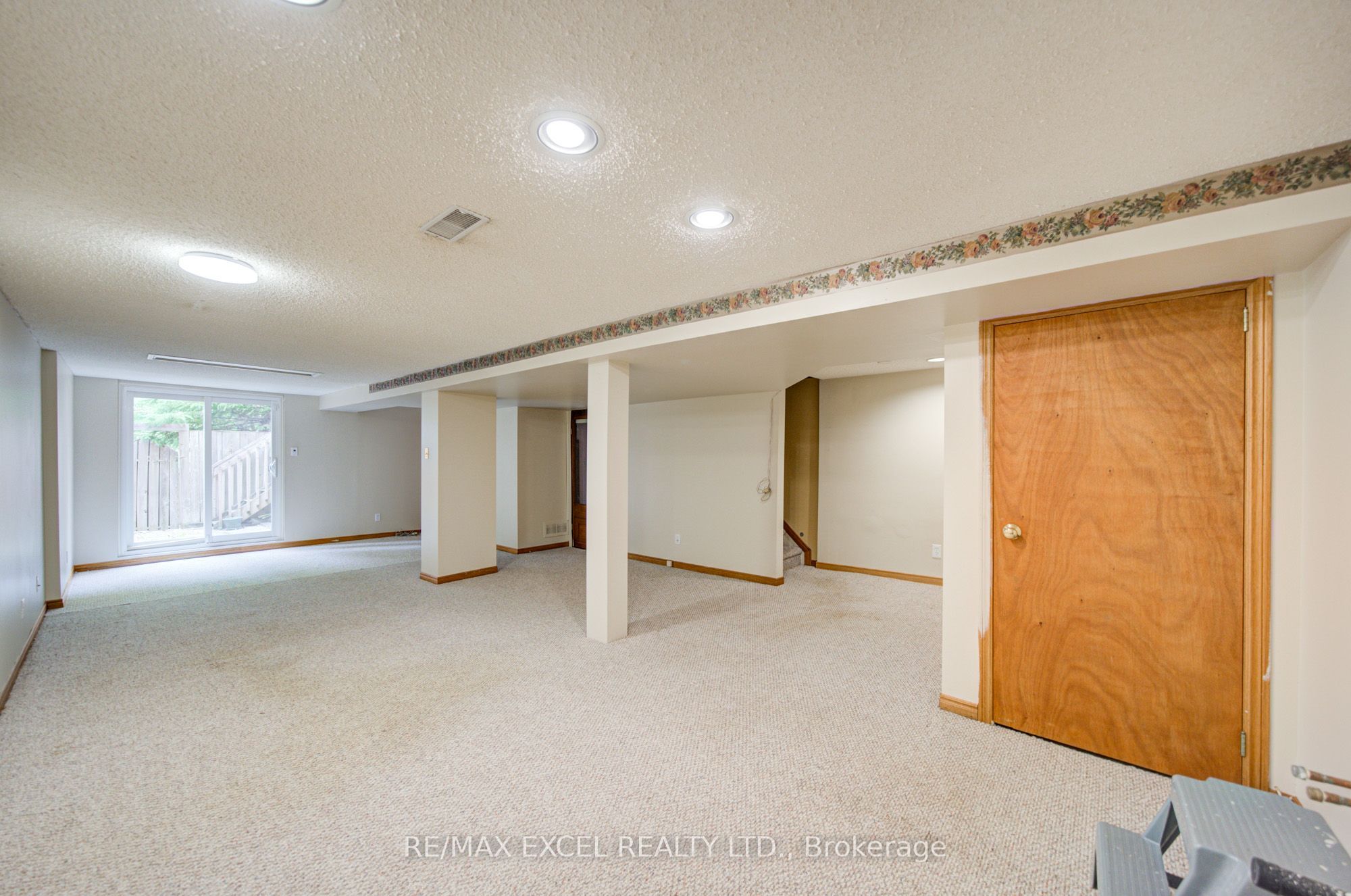 563 Tara Hill Circle Property Photo 39