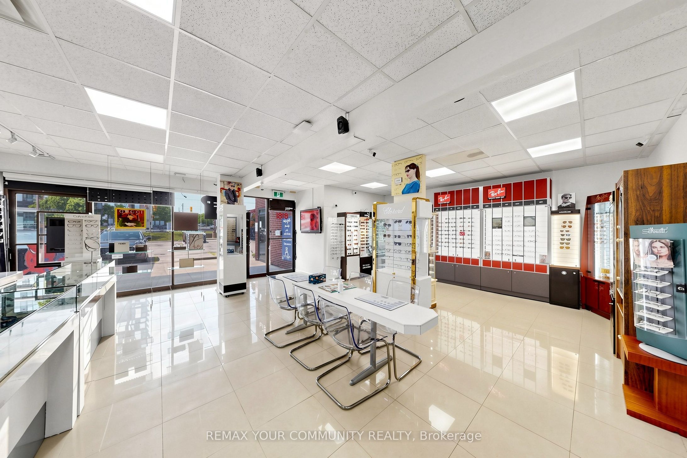 8181 Yonge Street Property Photo 13