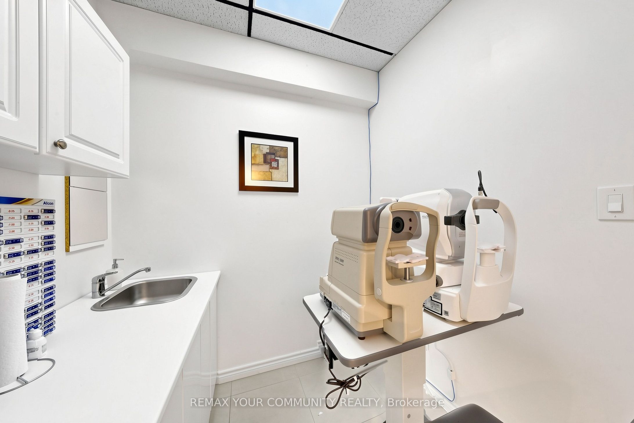 8181 Yonge Street Property Photo 23