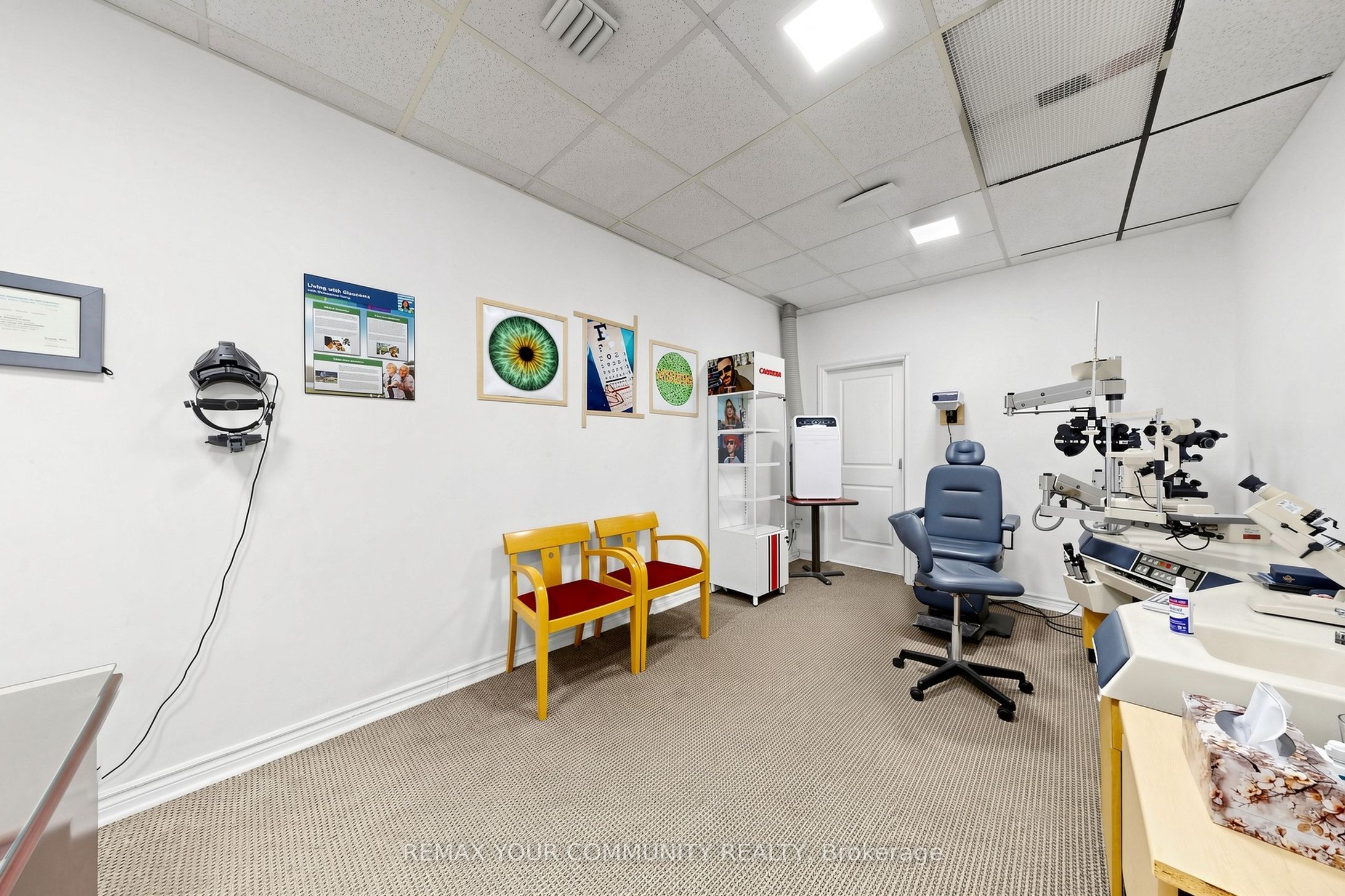 8181 Yonge Street Property Photo 25