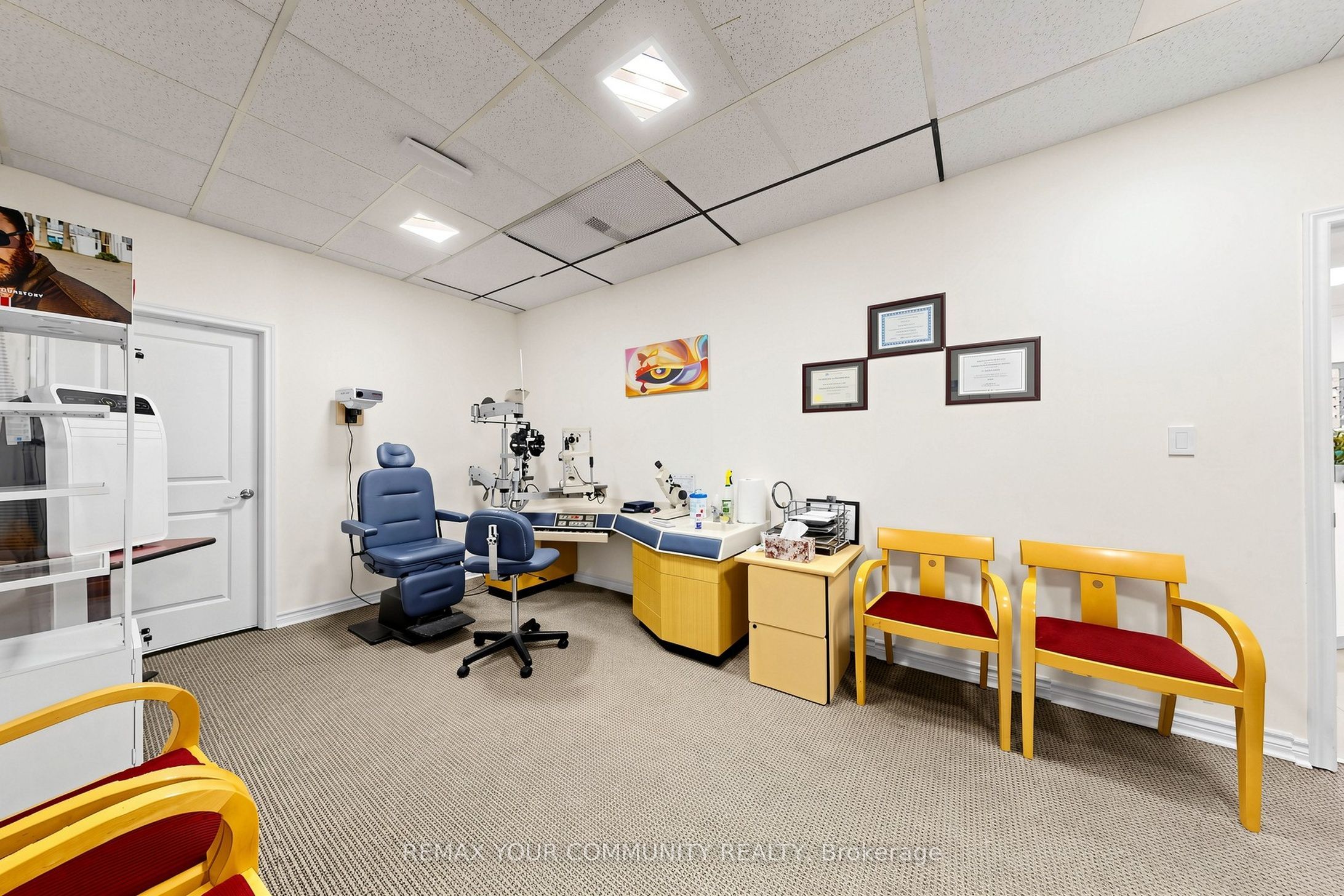 8181 Yonge Street Property Photo 26