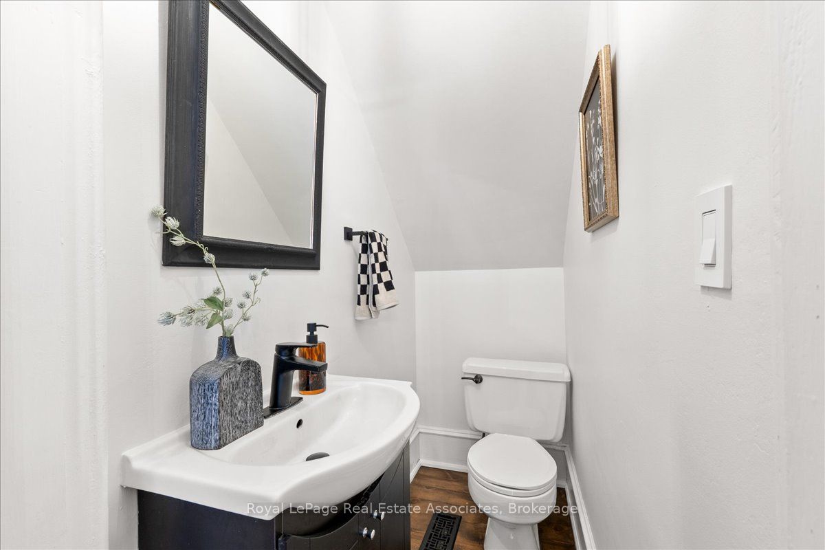 21 Peace Street Property Photo 12