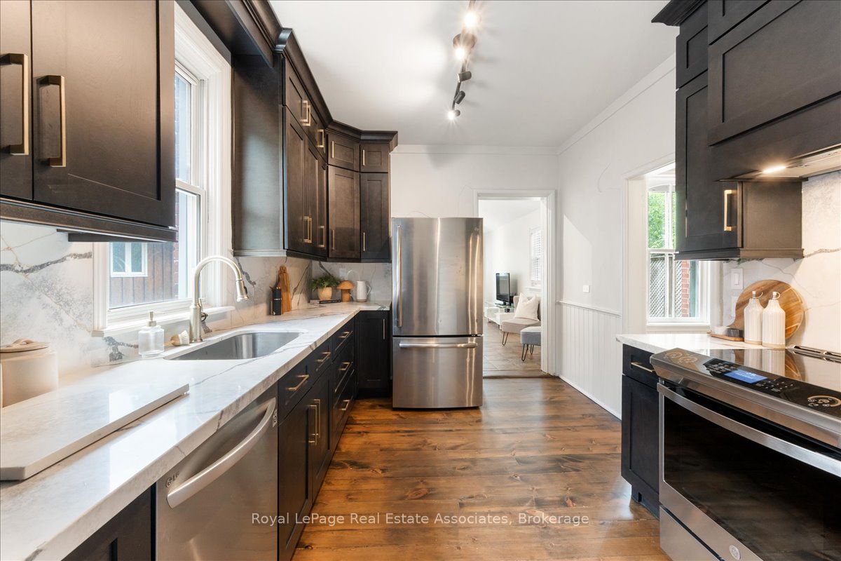 21 Peace Street Property Photo 17