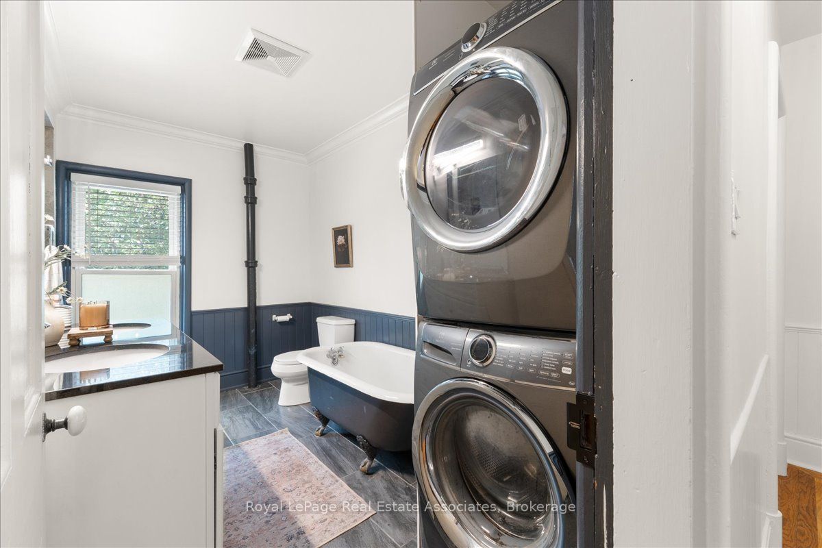 21 Peace Street Property Photo 26