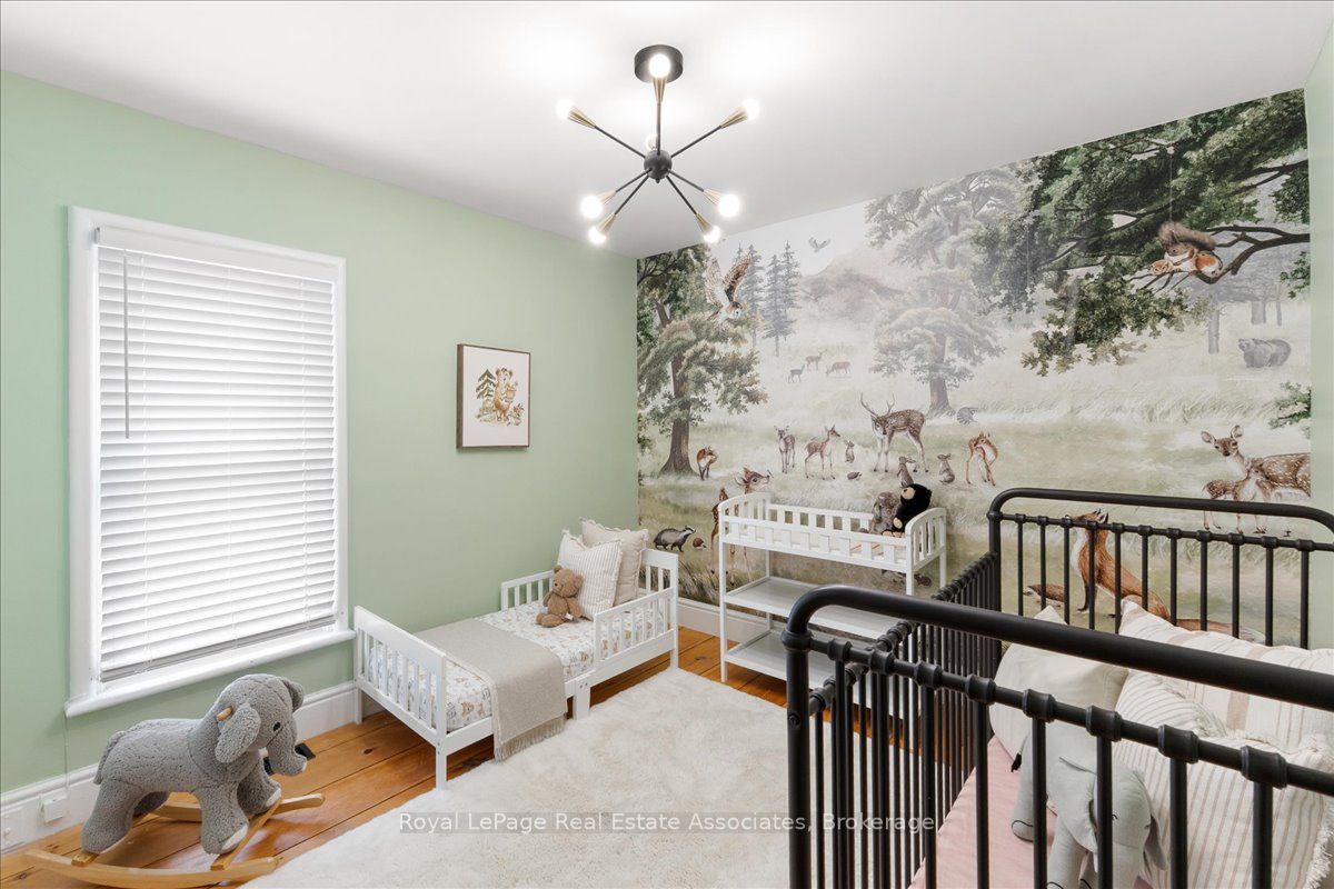 21 Peace Street Property Photo 27