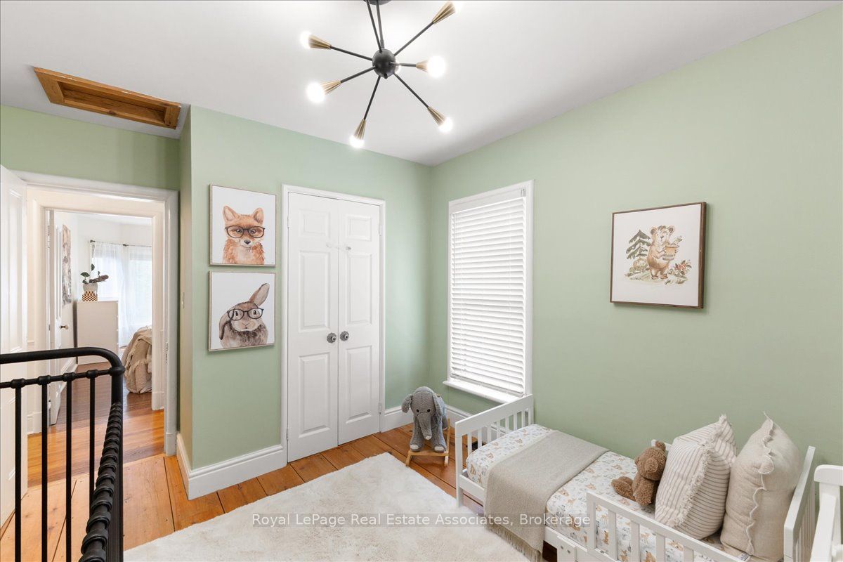 21 Peace Street Property Photo 28