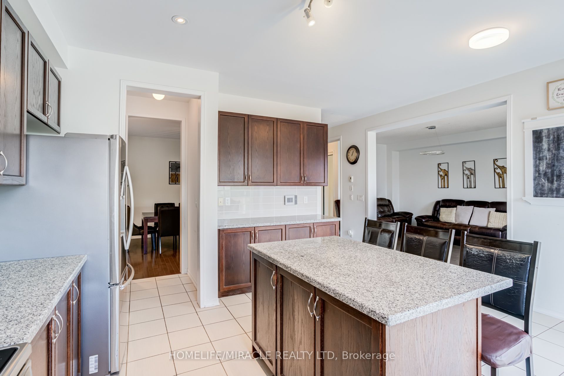 118 Cauthers Crescent Property Photo 16