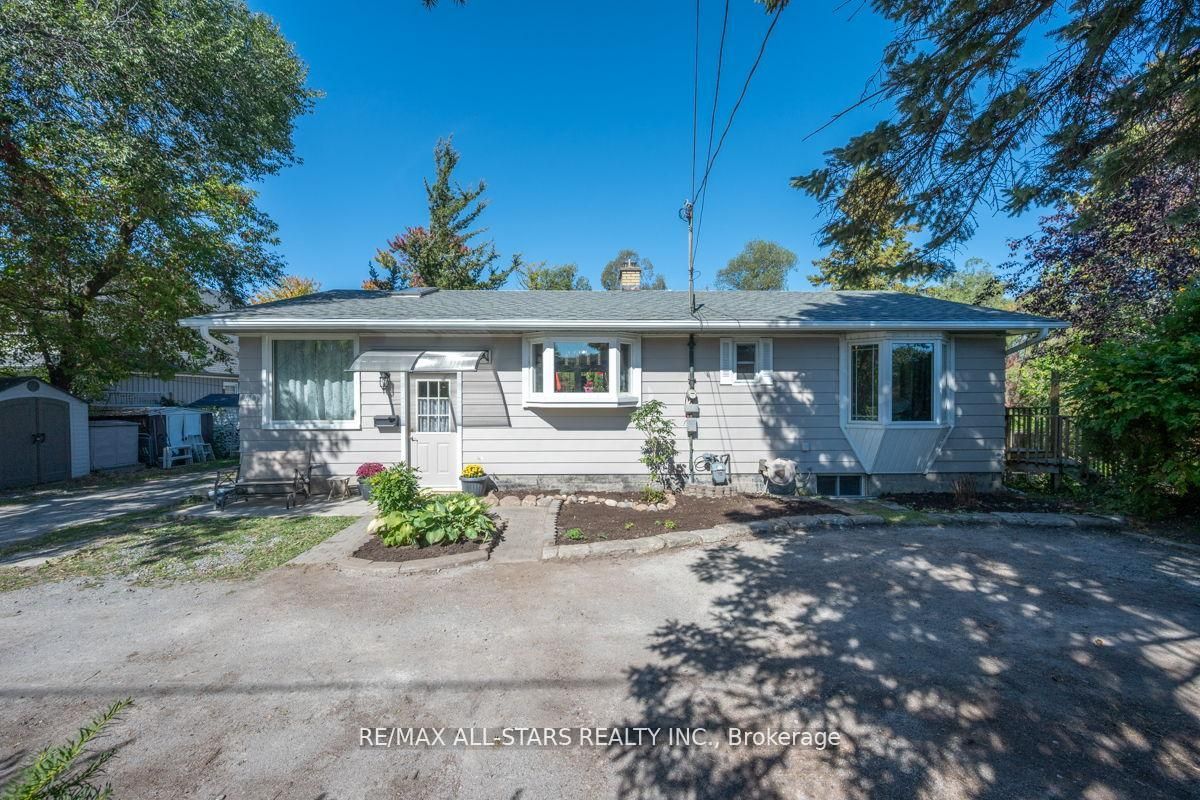 40 Riverglen Drive Property Photo 3