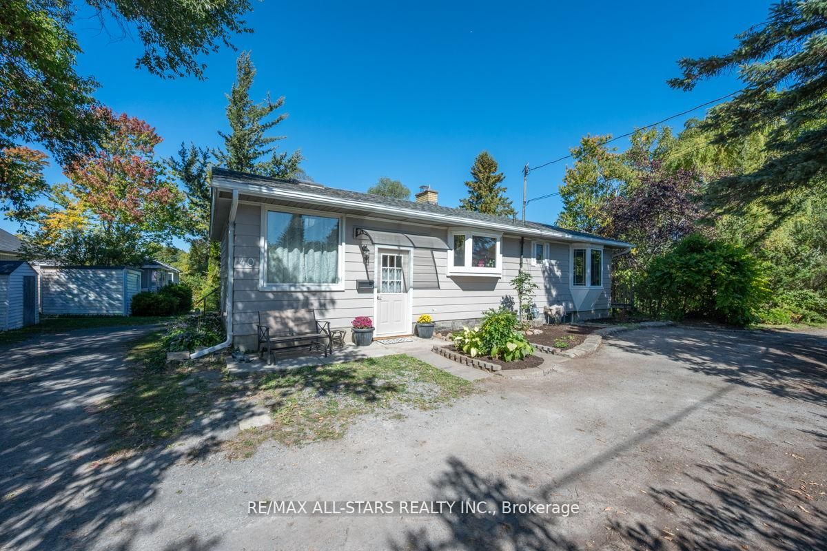 40 Riverglen Drive Property Photo 5