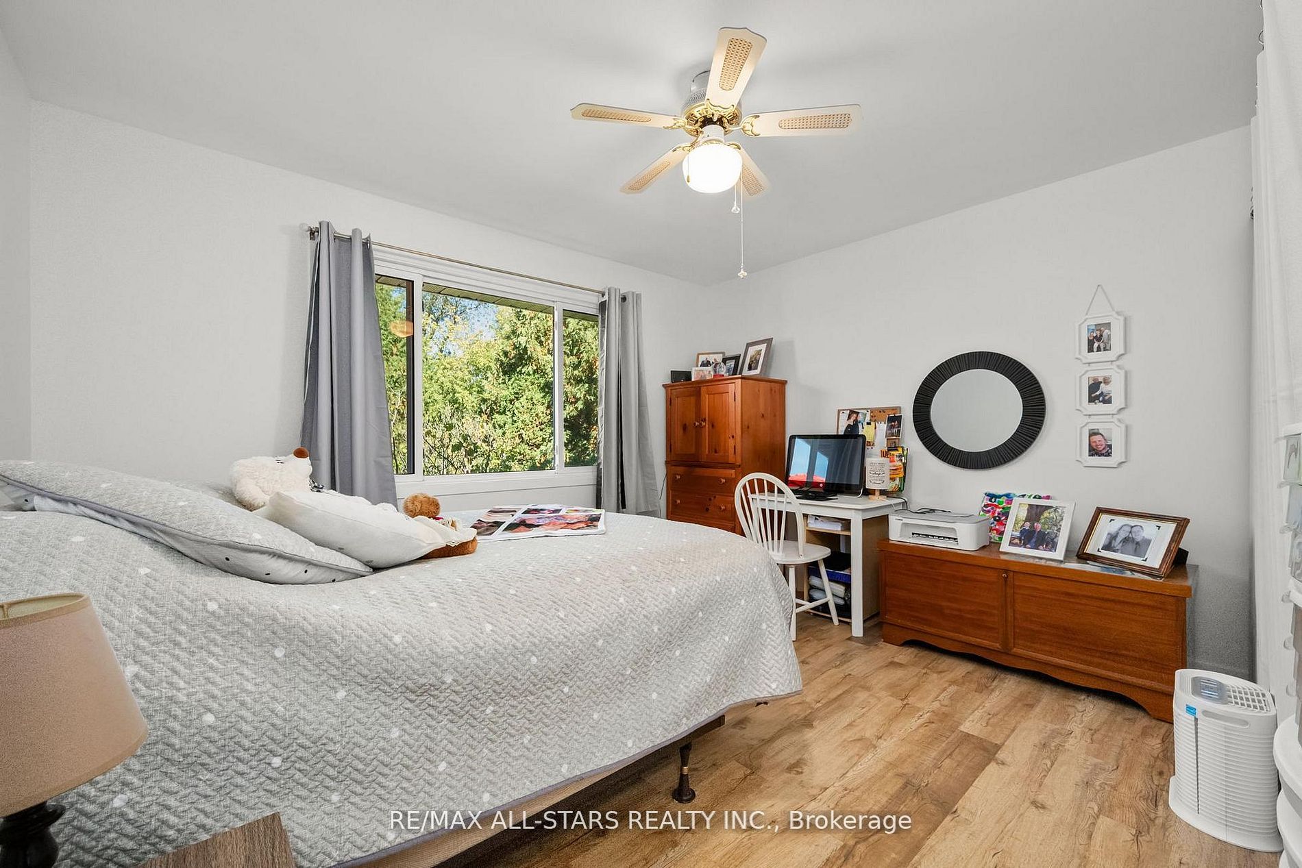 40 Riverglen Drive Property Photo 10