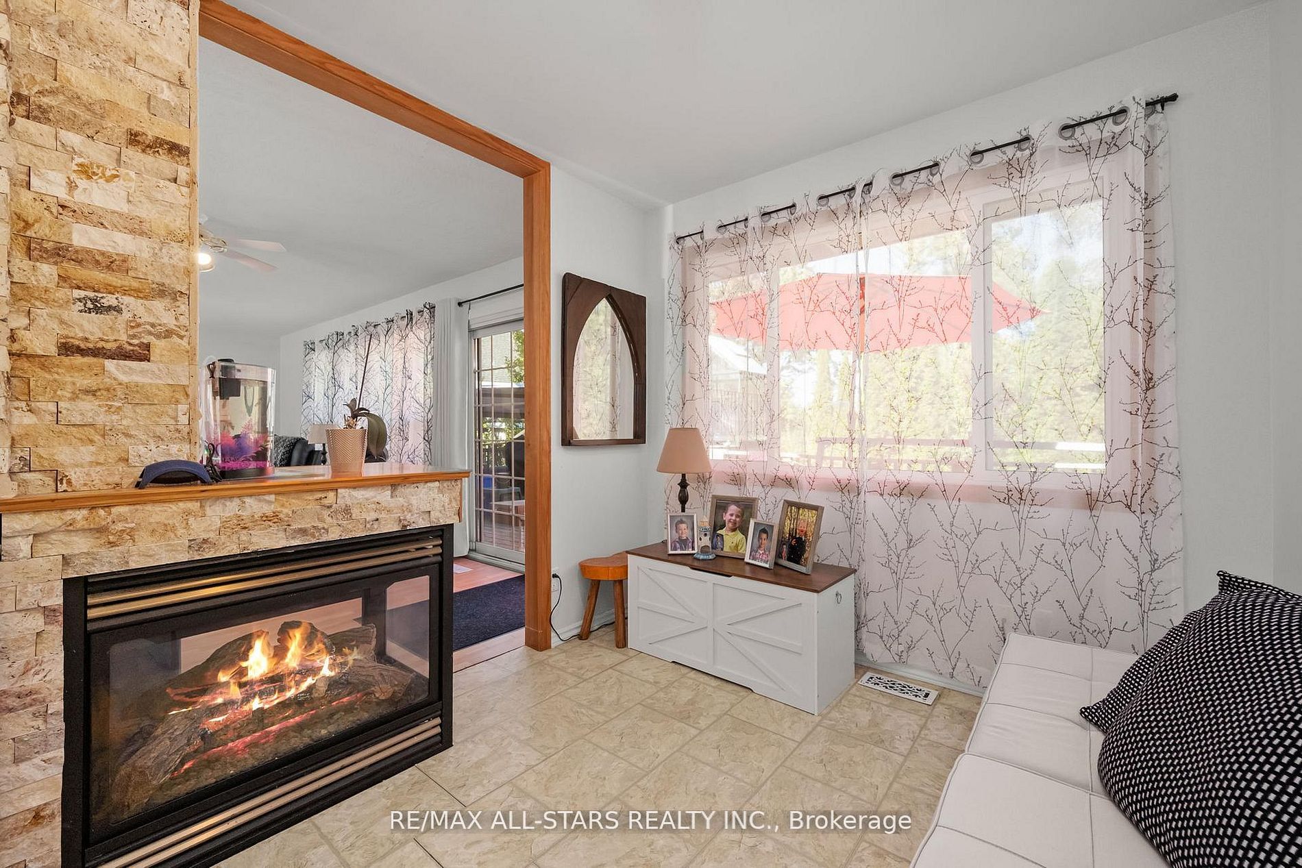 40 Riverglen Drive Property Photo 15